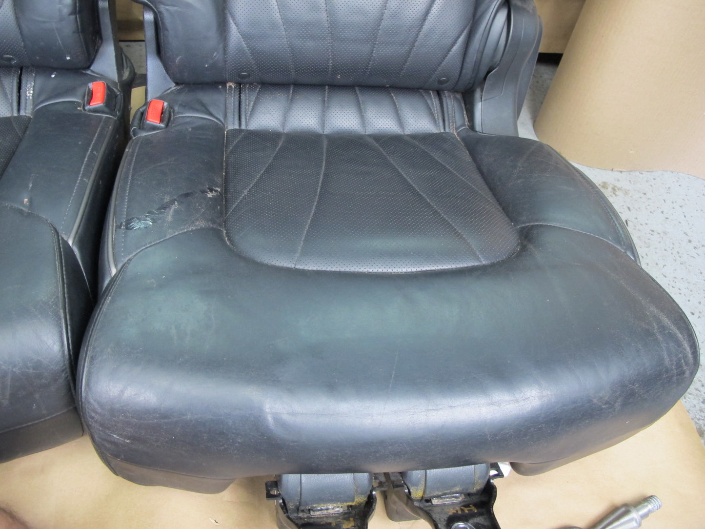 2011-2017 Infiniti QX56 QX80 Rear Left & Right 2ND ROW Leather Seat