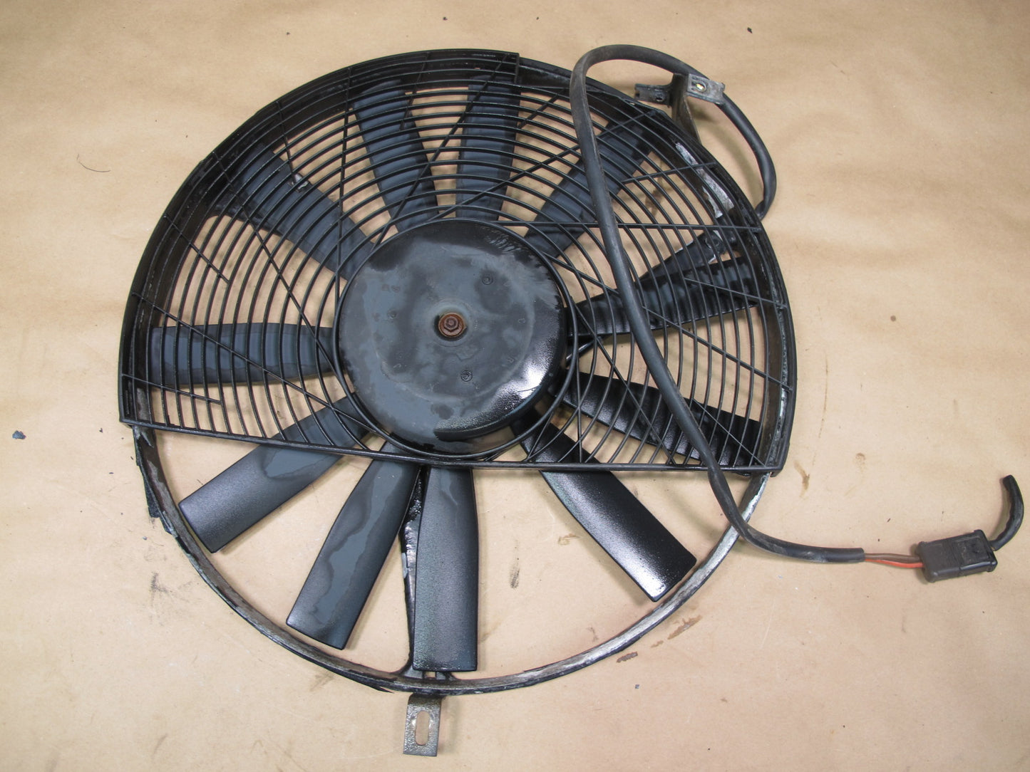 86-91 Mercedes W126 Engine Cooling Fan Motor OEM