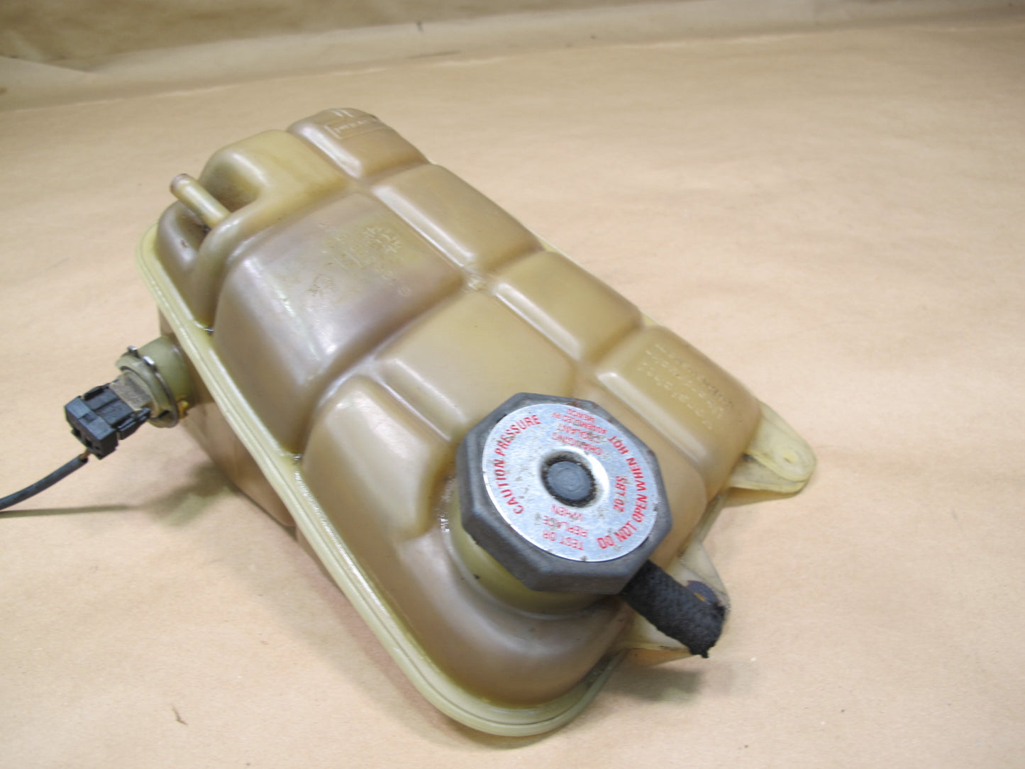 84-91 Mercedes W126 Engine Expansion Overflow Reservoir Bottle Tank OEM