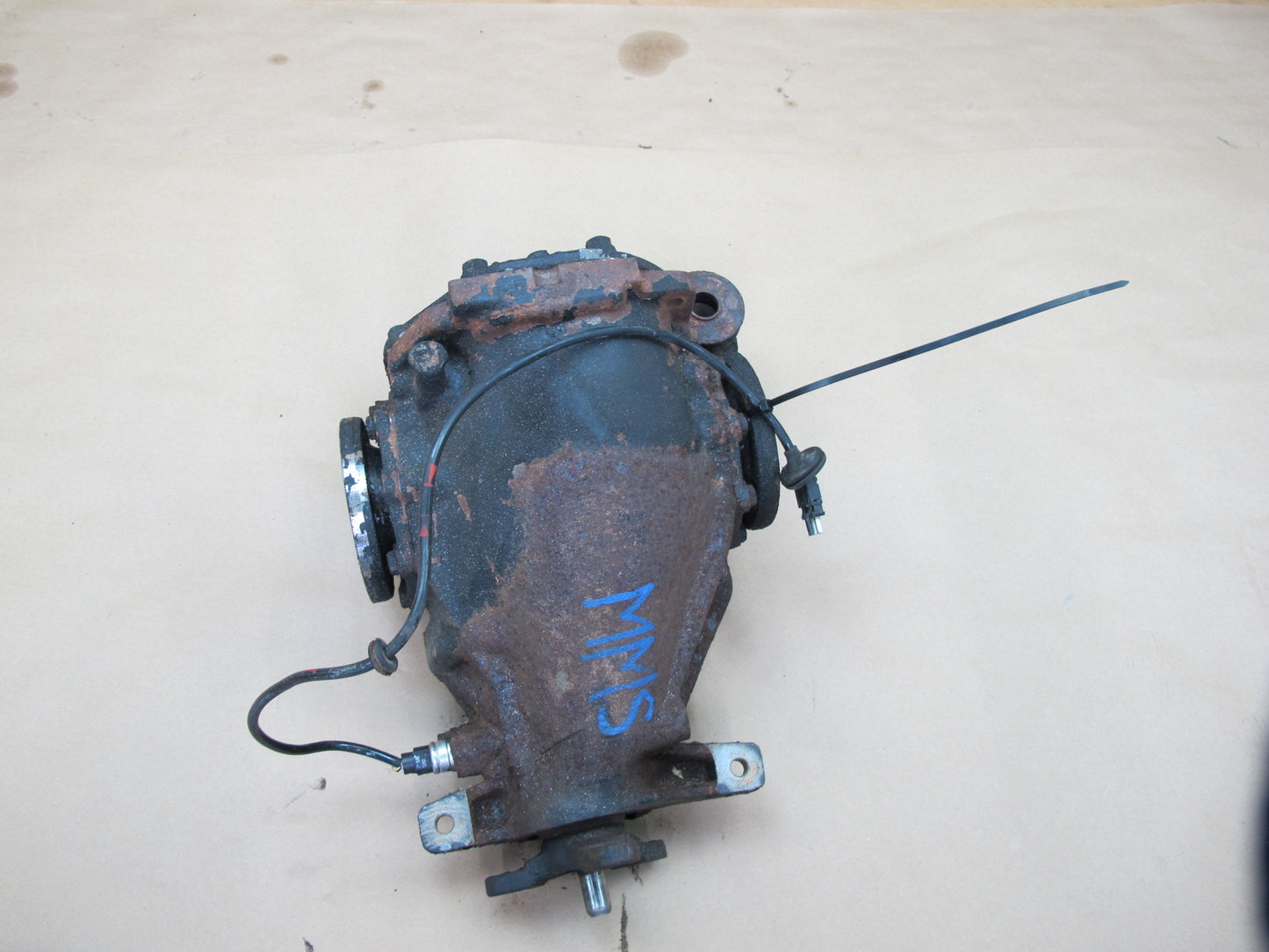 86-91 Mercedes W126 560SEL Rear Differential Carrier 2.47 Ratio OEM