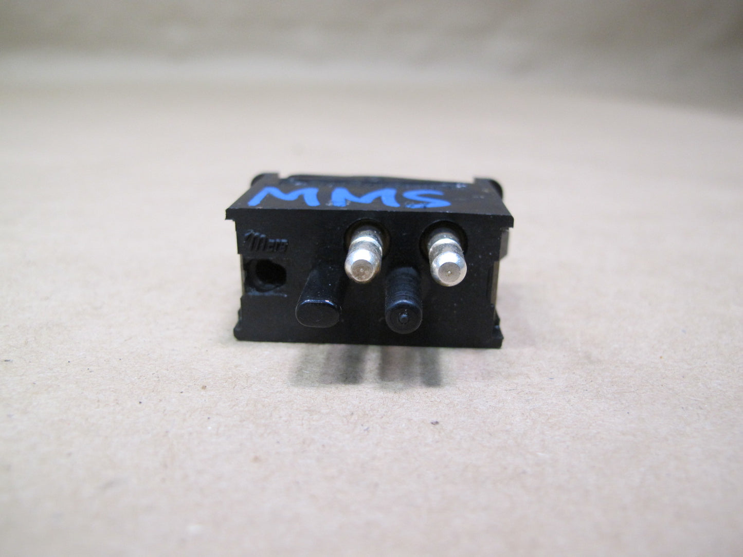 86-91 Mercedes W126 Interior Light Lamp Button Switch 0008205910 OEM