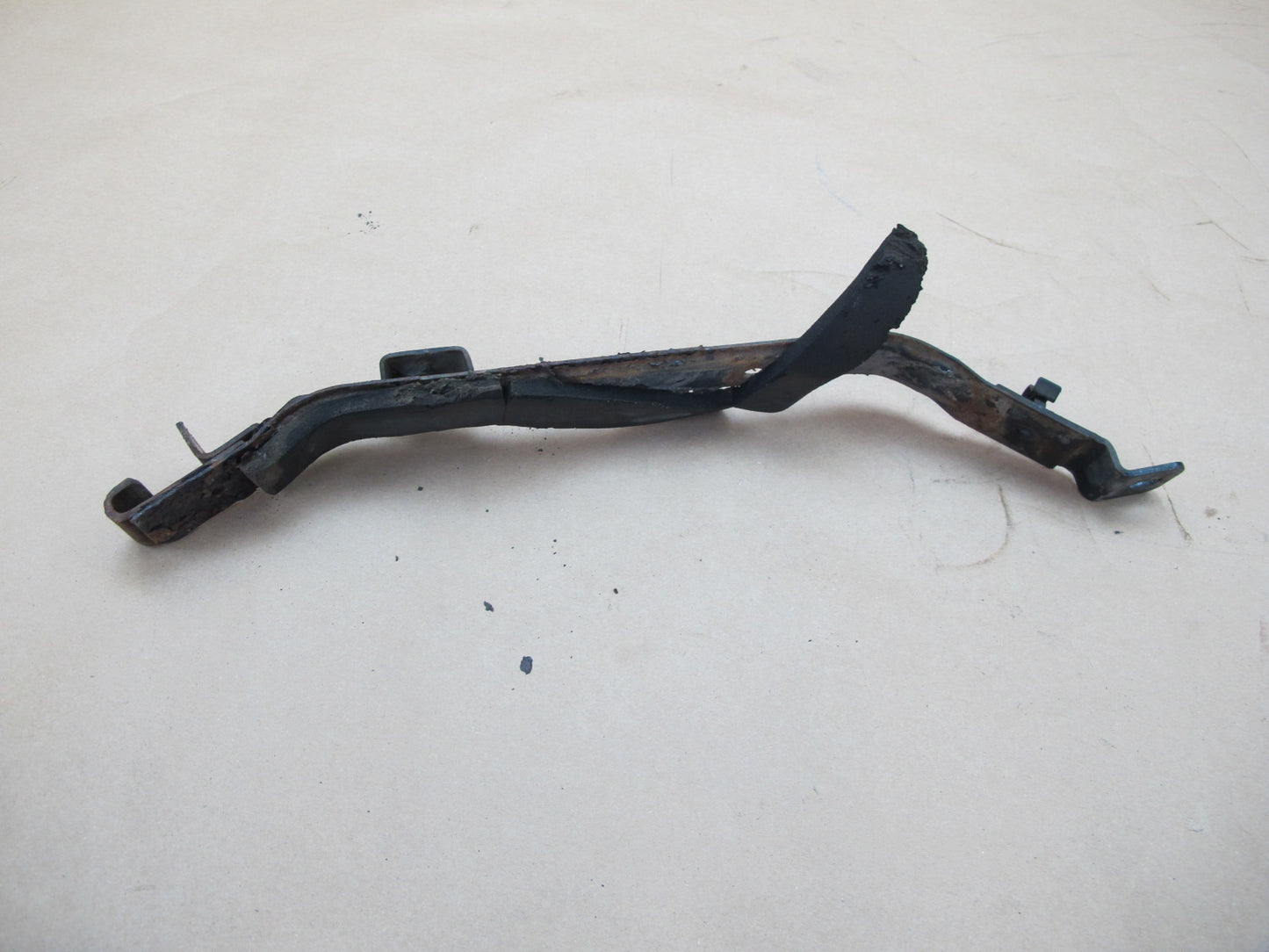 96-02 BMW E36/7 Z3 Set of 2 Fuel Tank Mount Strap OEM