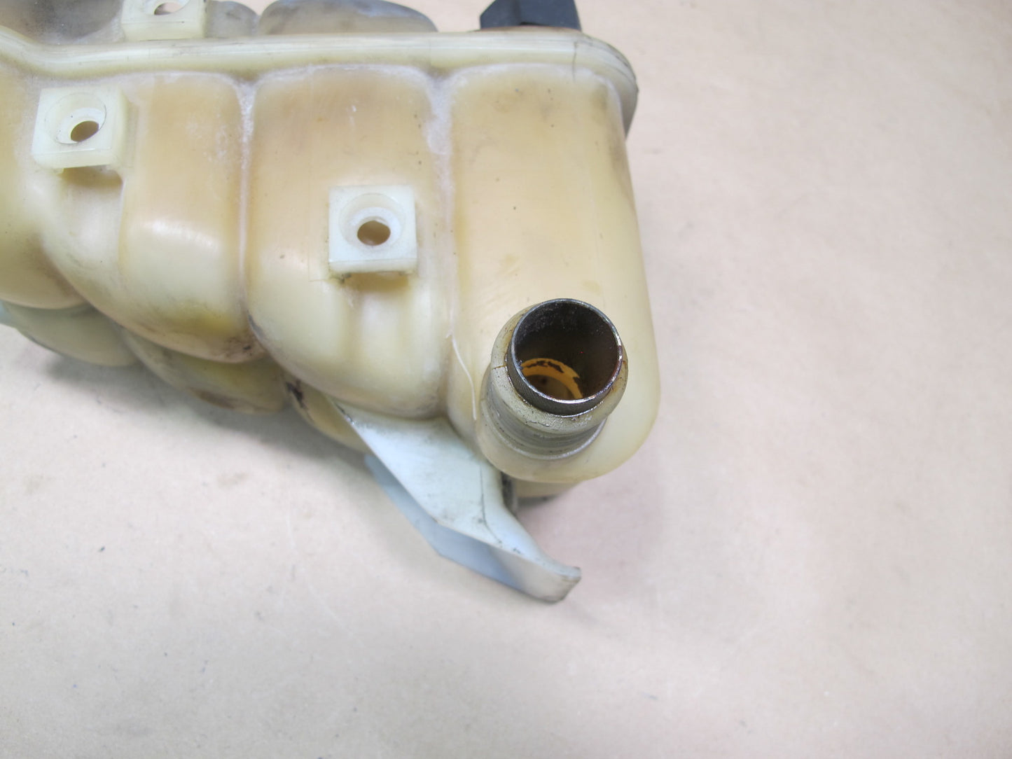 87-91 BMW E30 3-SERIES Engine Coolant Expansion Overflow Reservoir Tank OEM