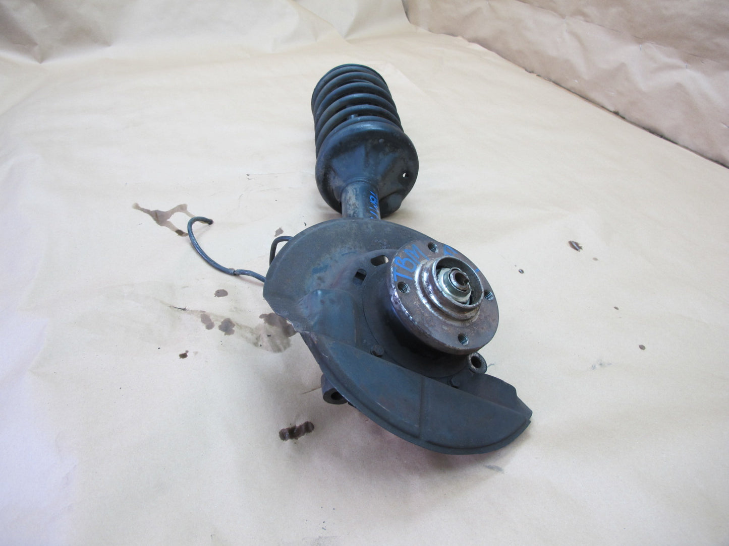 87-91 BMW E30 3-SERIES Front Left Spindle Knuckle Wheel Hub Shock Absorber OEM