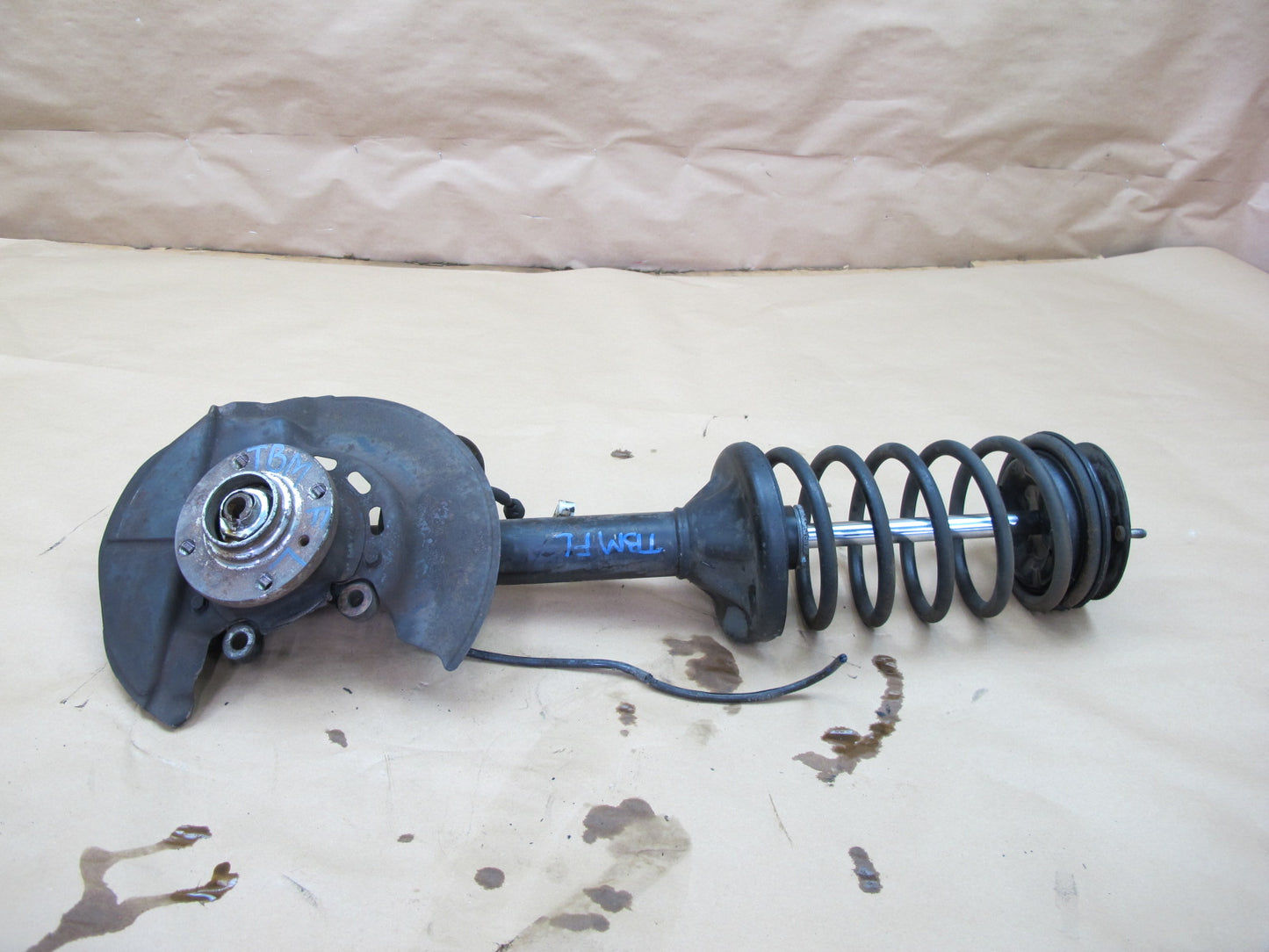 87-91 BMW E30 3-SERIES Front Left Spindle Knuckle Wheel Hub Shock Absorber OEM