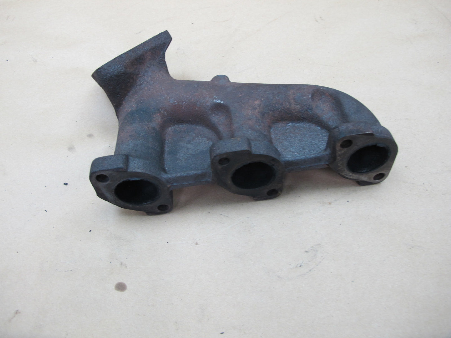 87-91 BMW E30 325i Set of 2 Left & Right Exhaust Manifold OEM