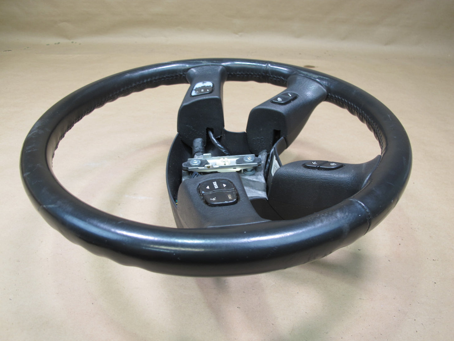 2003-2007 Hummer H2 Leather Steering w Controls