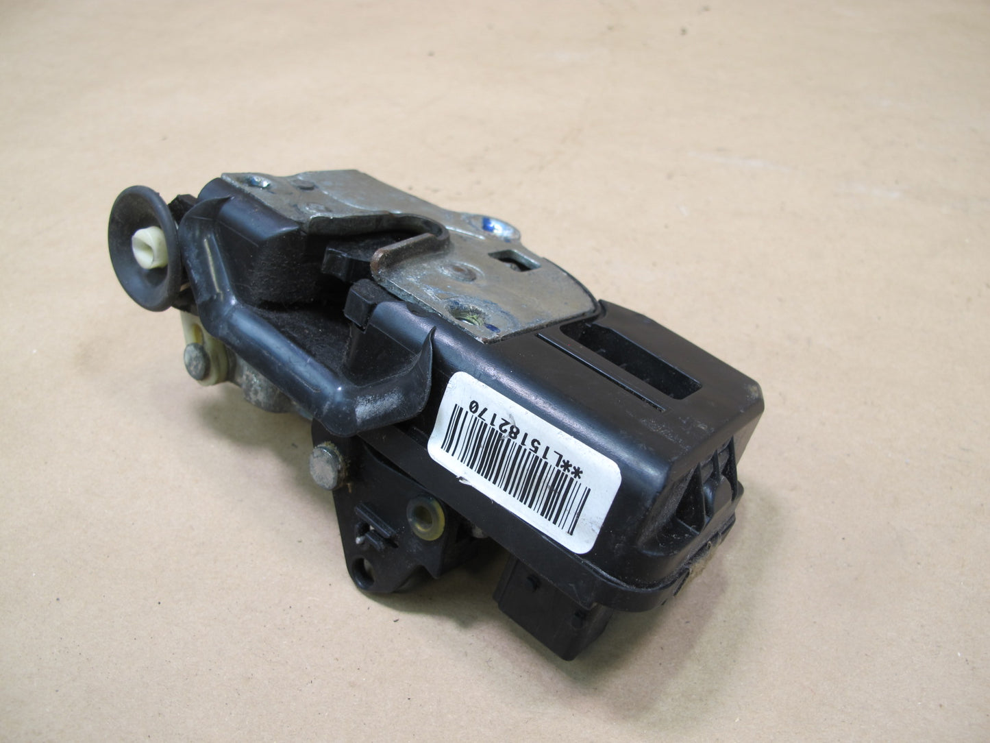 2003-2007 Hummer H2 Rear Left Door Lock Latch Actuator 15182170