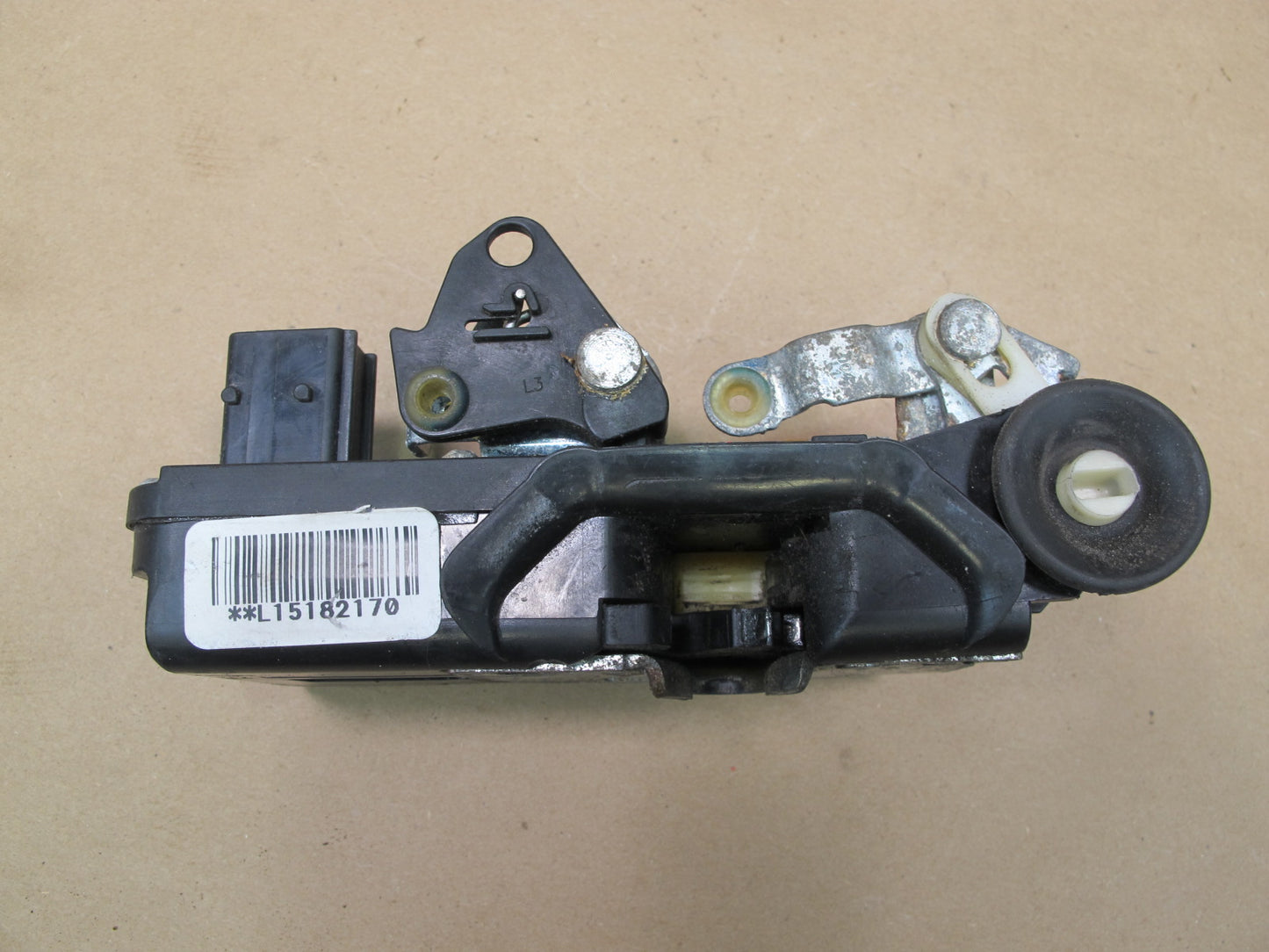 2003-2007 Hummer H2 Rear Left Door Lock Latch Actuator 15182170