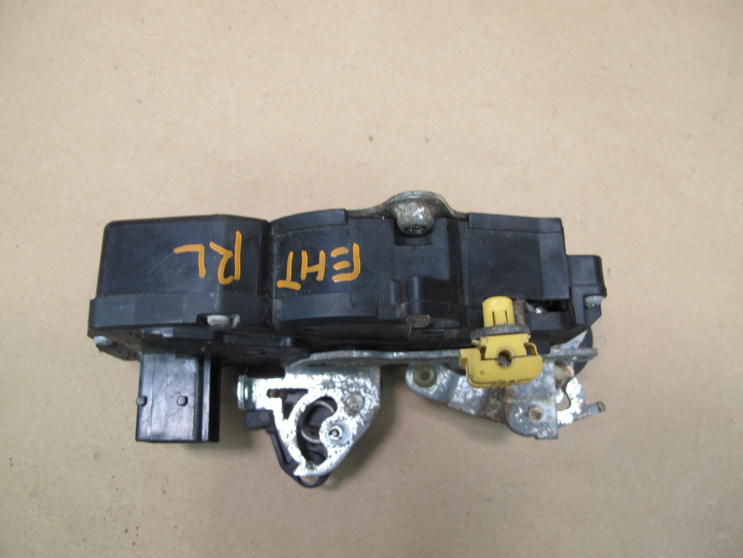 2003-2007 Hummer H2 Rear Left Door Lock Latch Actuator 15182170