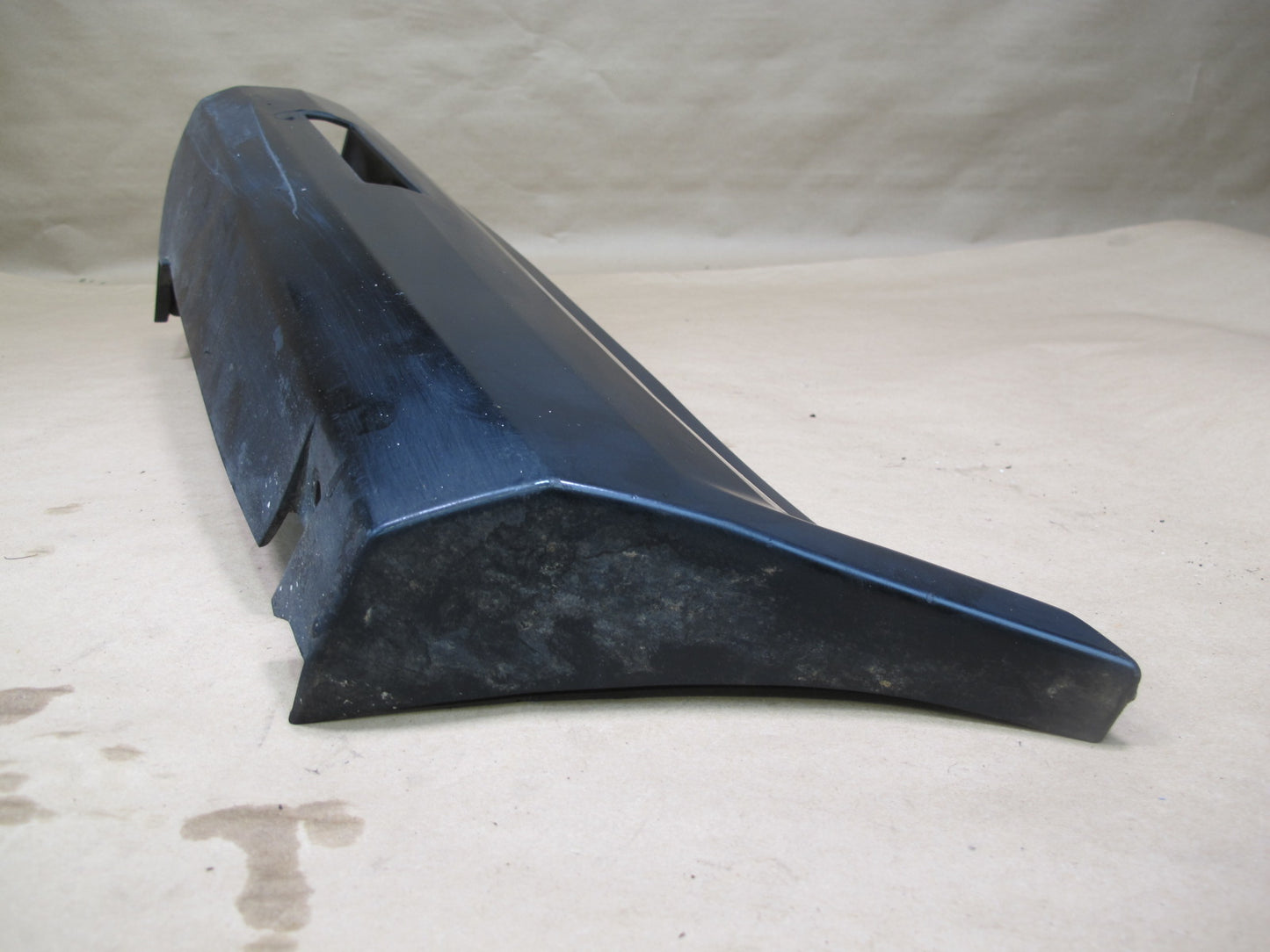 87-91 BMW E30 3-SERIES Rear Bumper Right Trim Pad Cover 1937394 OEM