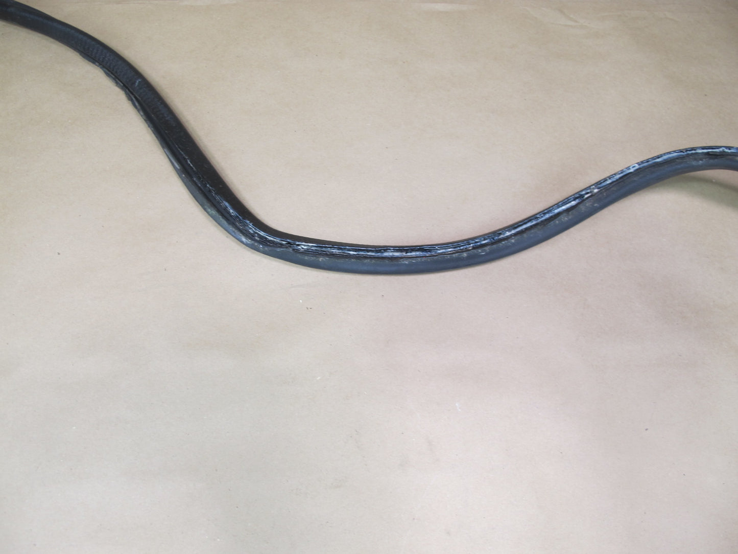 86-89 Porsche 944 Rear Trunk Lid Tailgate Liftgate Weatherstrip Seal OEM