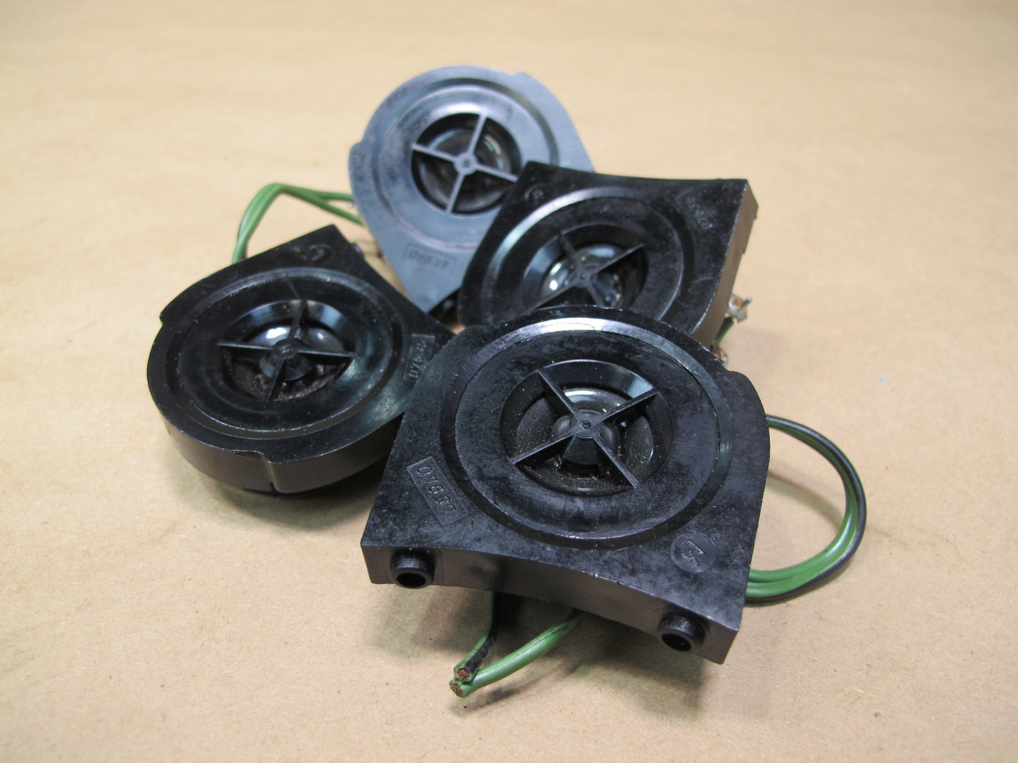 86-91 Mercedes W126 Set of 2 Pair Rear Left & Right Tweeter Speaker OEM
