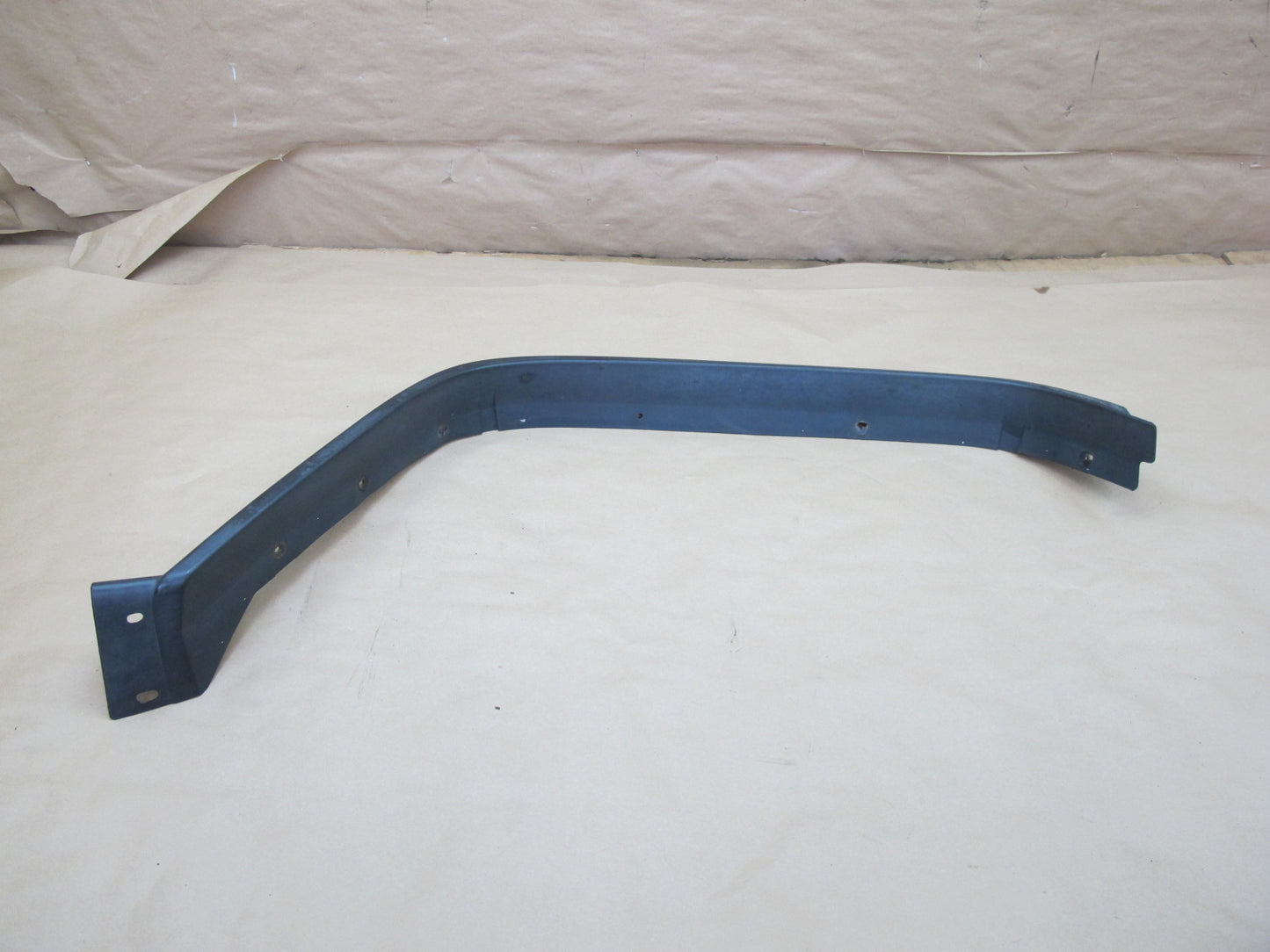 2003-2009 Hummer H2 Rear Left Fender Flare Wheel Arch Molding 131190829