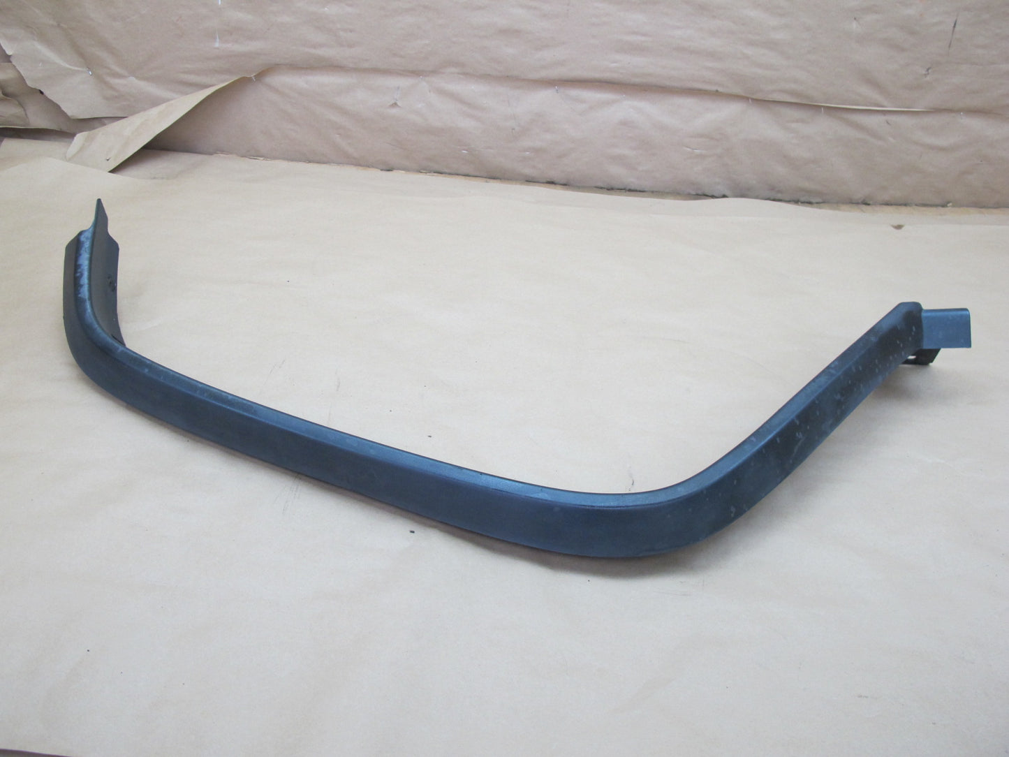 2003-2009 Hummer H2 Rear Left Fender Flare Wheel Arch Molding 131190829