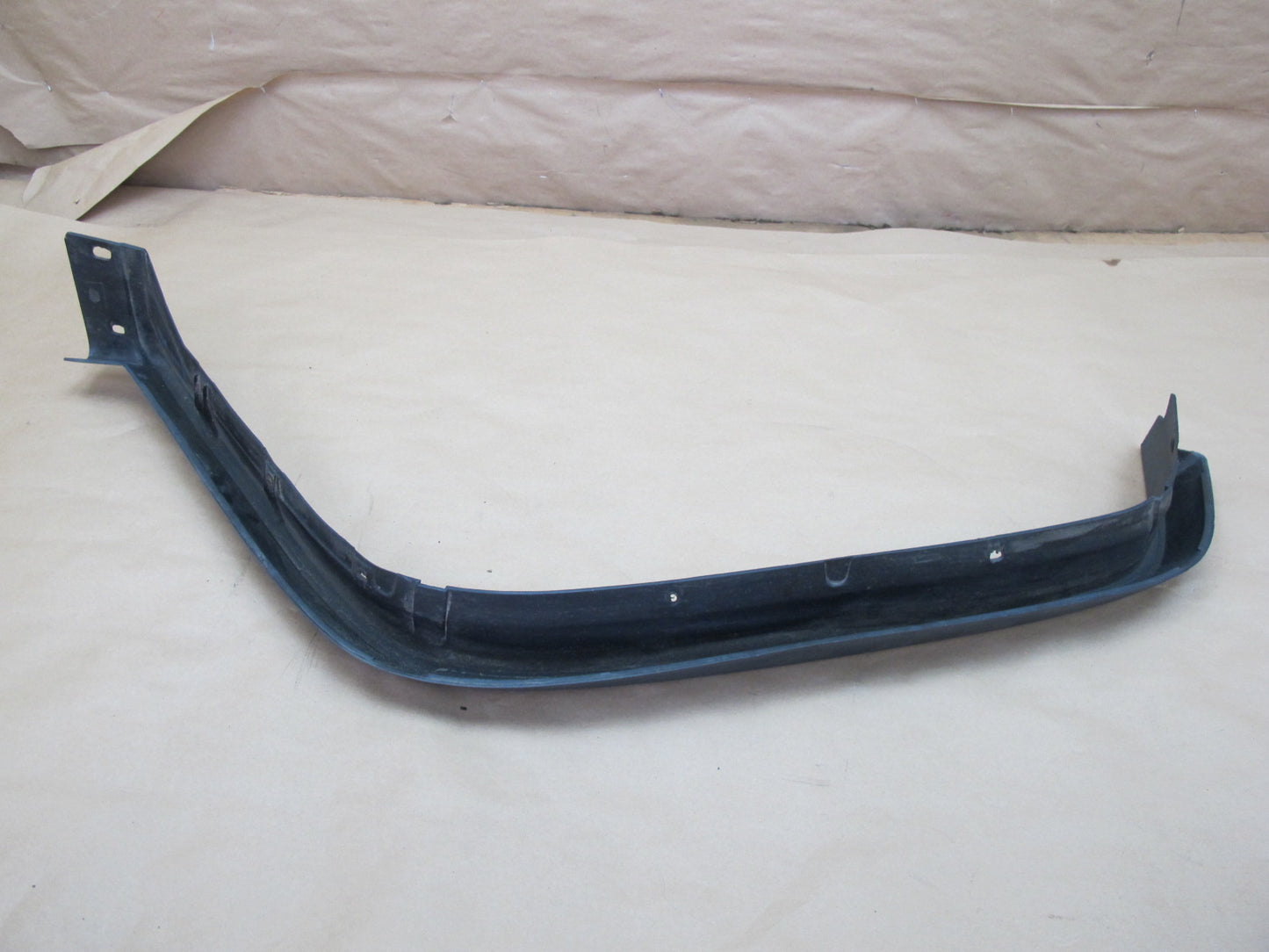 2003-2009 Hummer H2 Rear Left Fender Flare Wheel Arch Molding 131190829