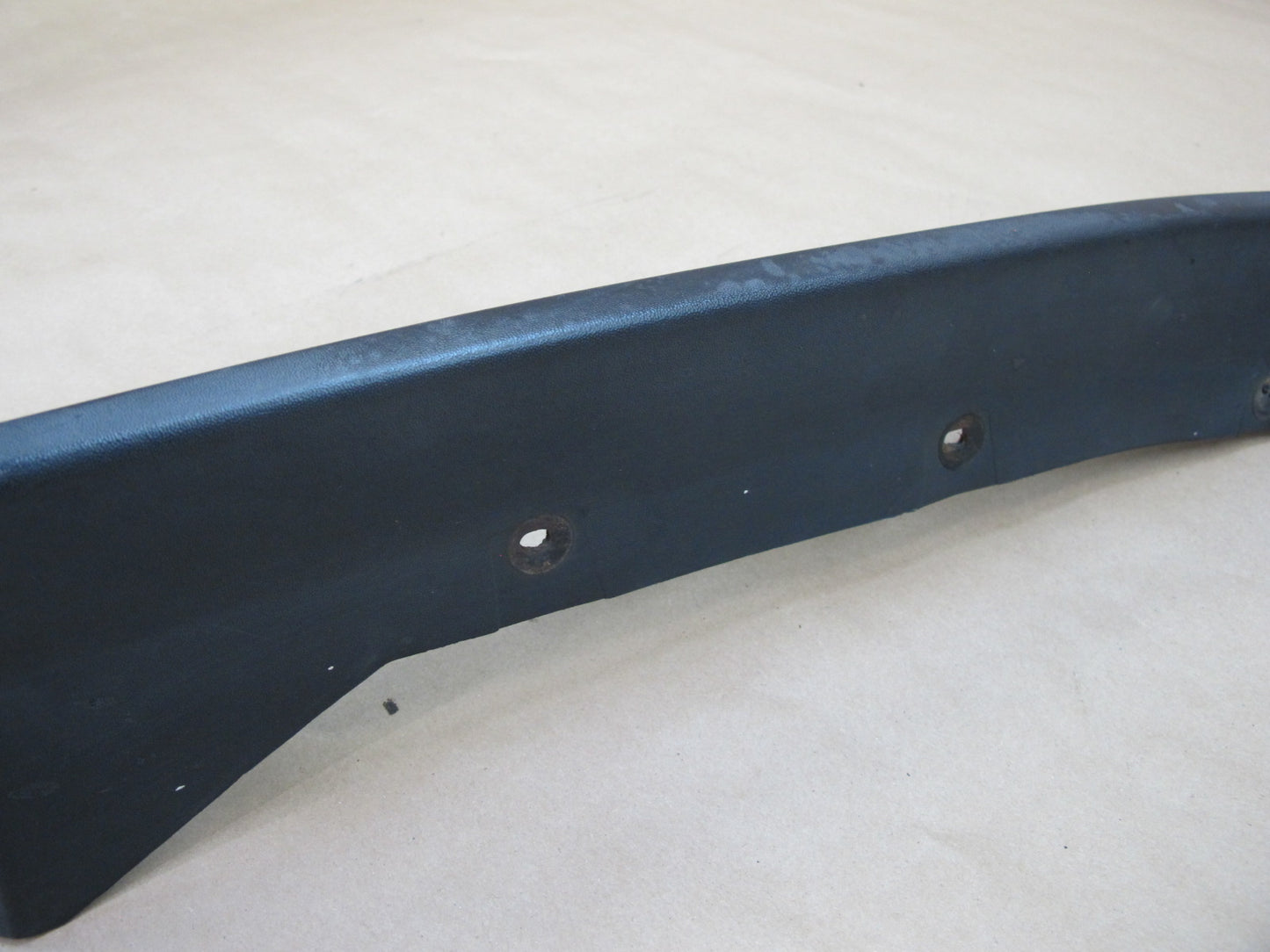 2003-2009 Hummer H2 Rear Left Fender Flare Wheel Arch Molding 131190829