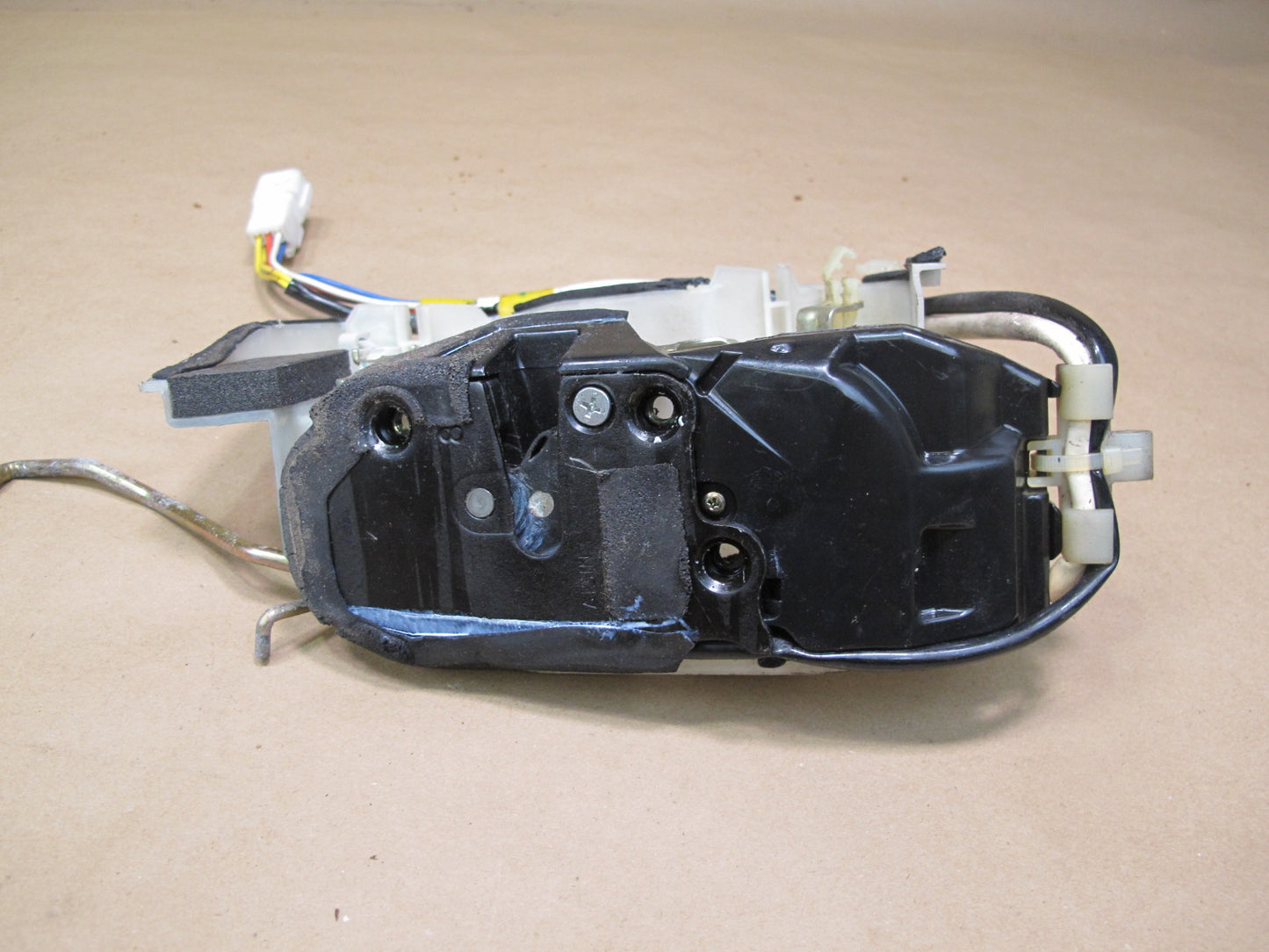 98-00 Lexus UCF20 LS400 Front Left Door Lock Latch Actuator OEM