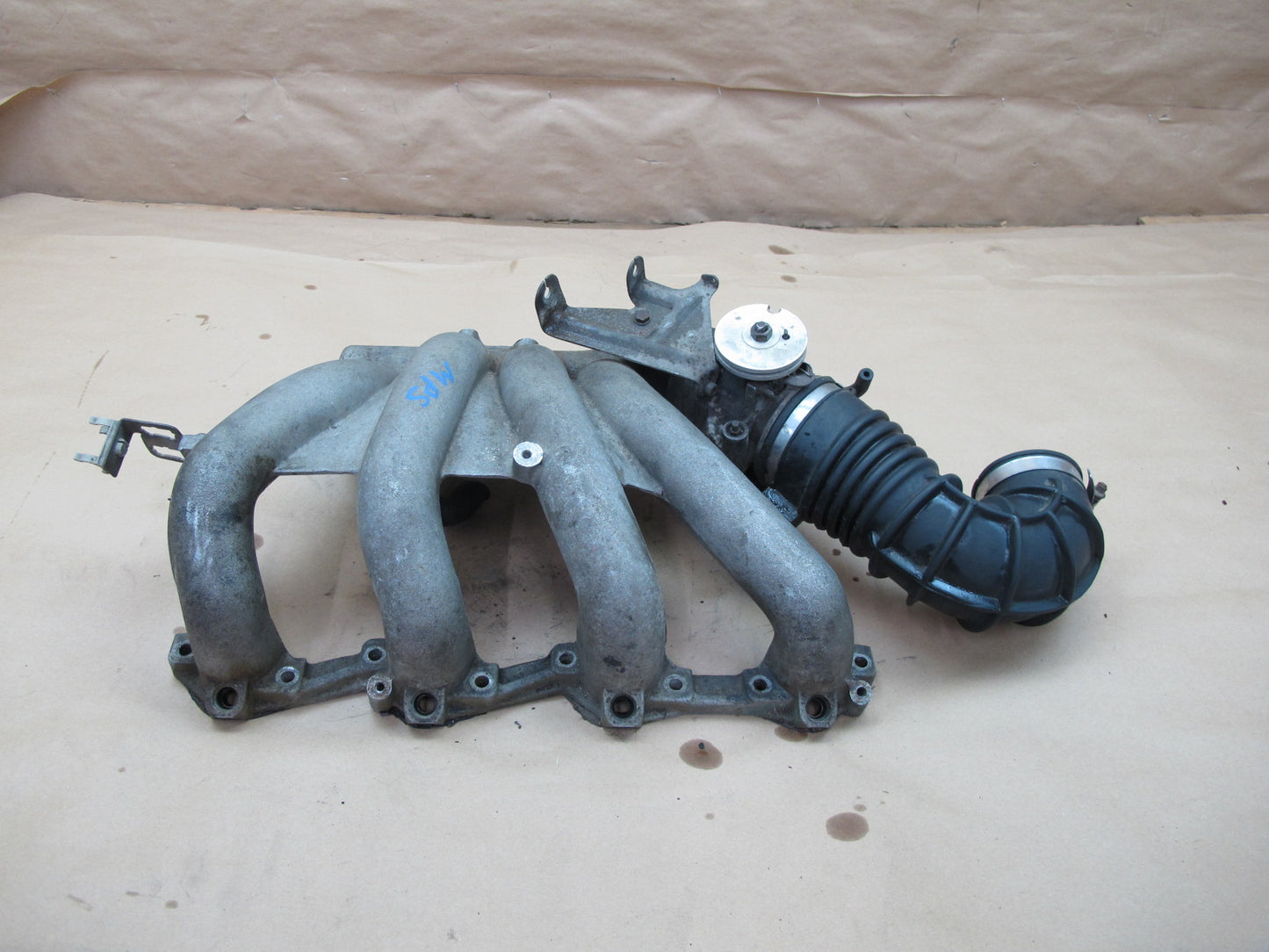 85-87 Porsche 944 2.5L M44.07 Engine Air Intake Manifold w Throttle Body OEM