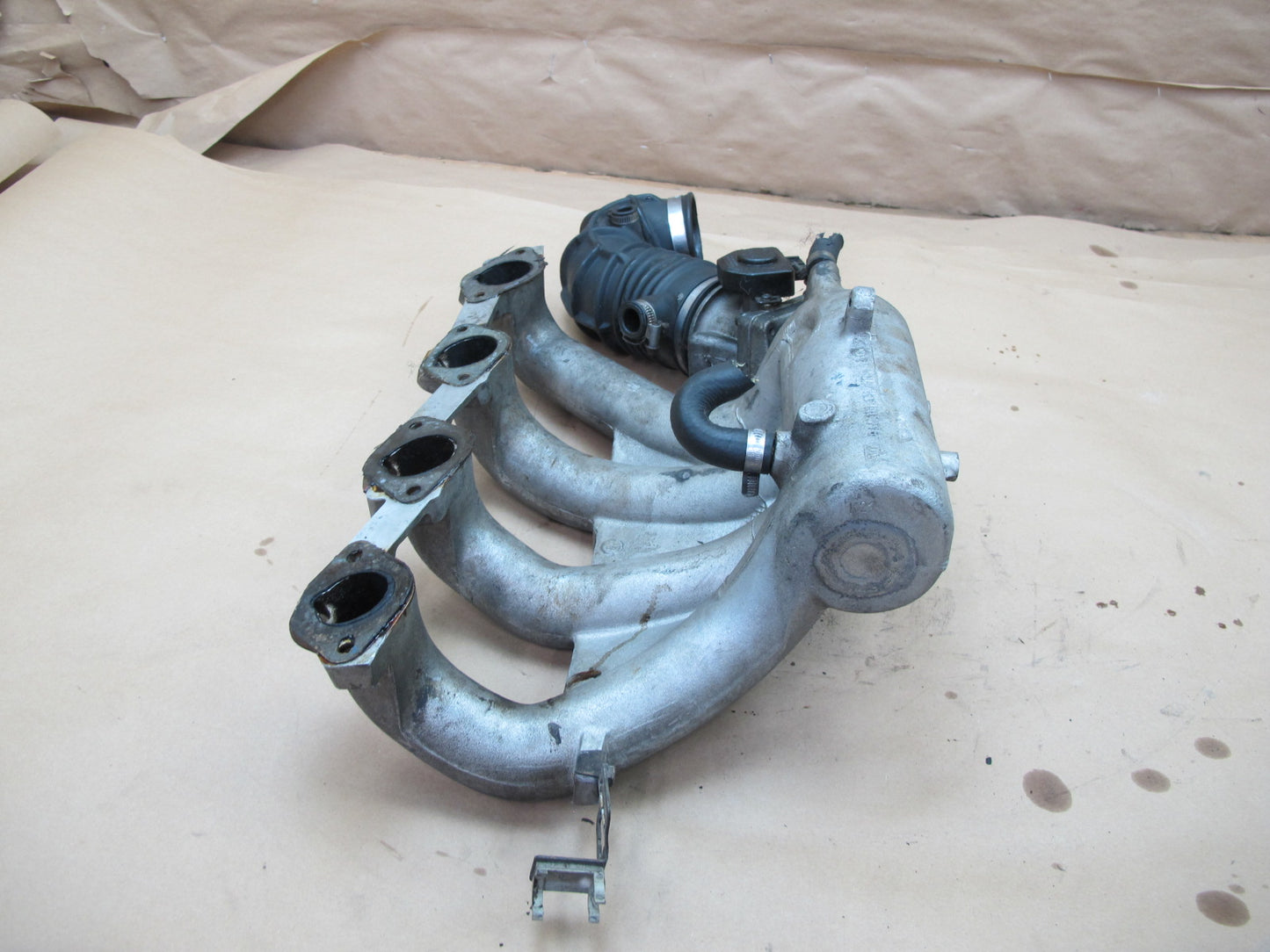 85-87 Porsche 944 2.5L M44.07 Engine Air Intake Manifold w Throttle Body OEM