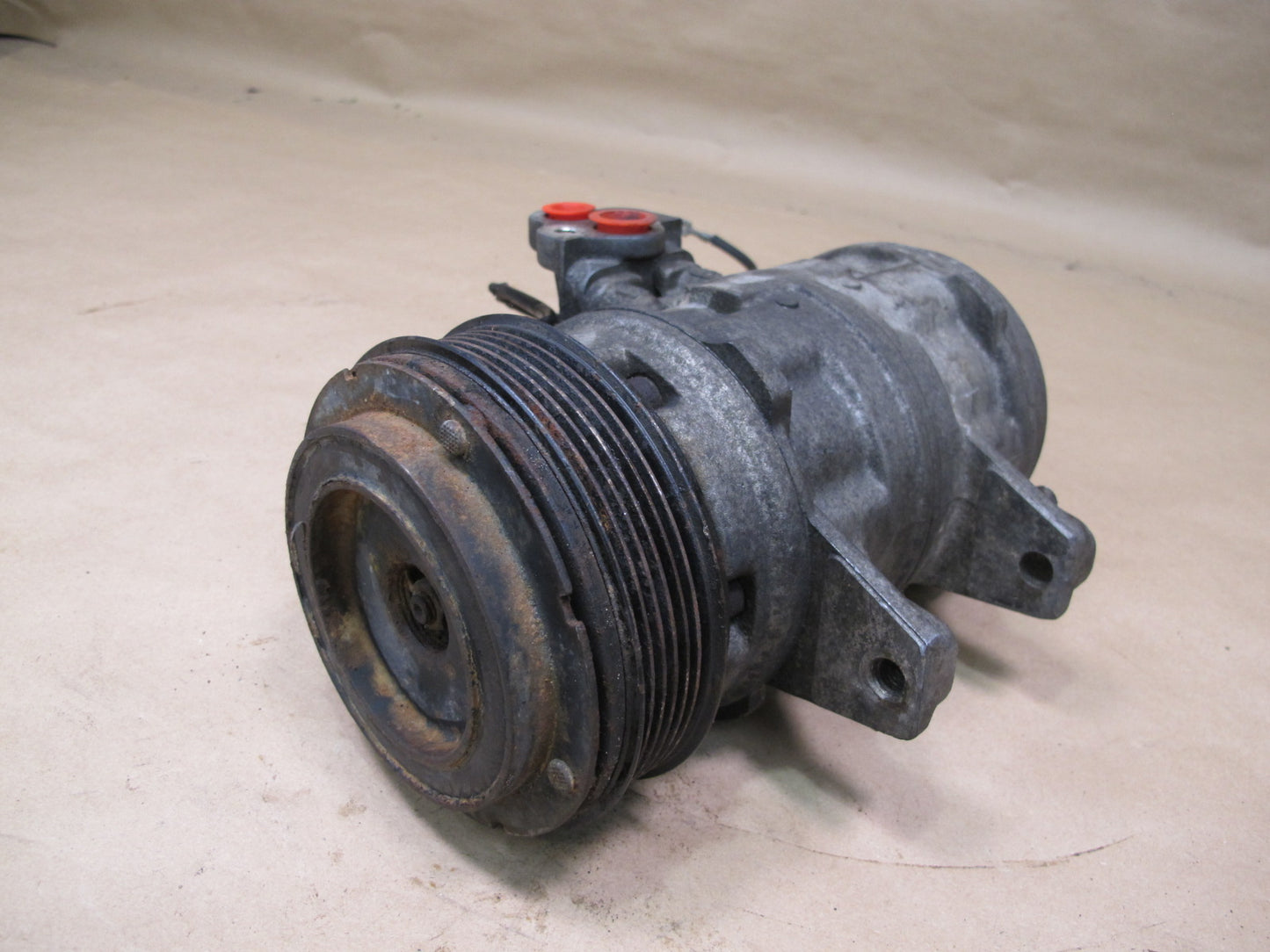 86-89 Porsche 944 924 S 2.5L AC Air Condition Compressor 9704729-416 OEM