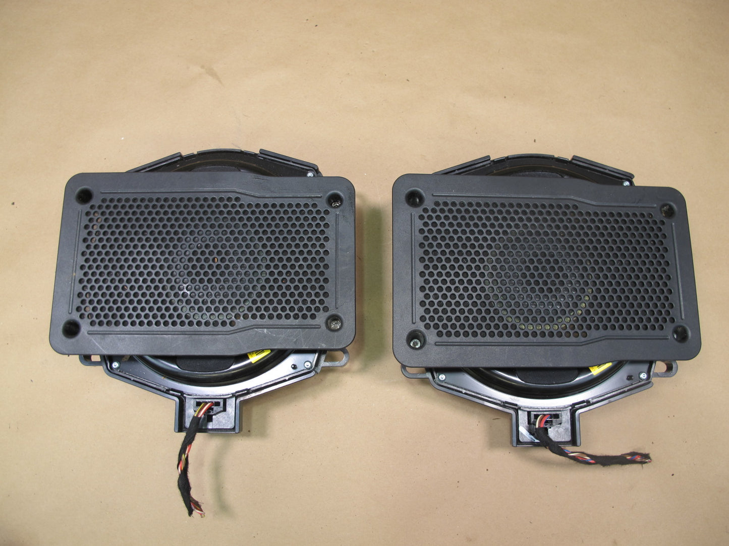 2008-2014 BMW E71 E72 X6 Left & Right Under Seat Subwoofer Speaker Set of 2