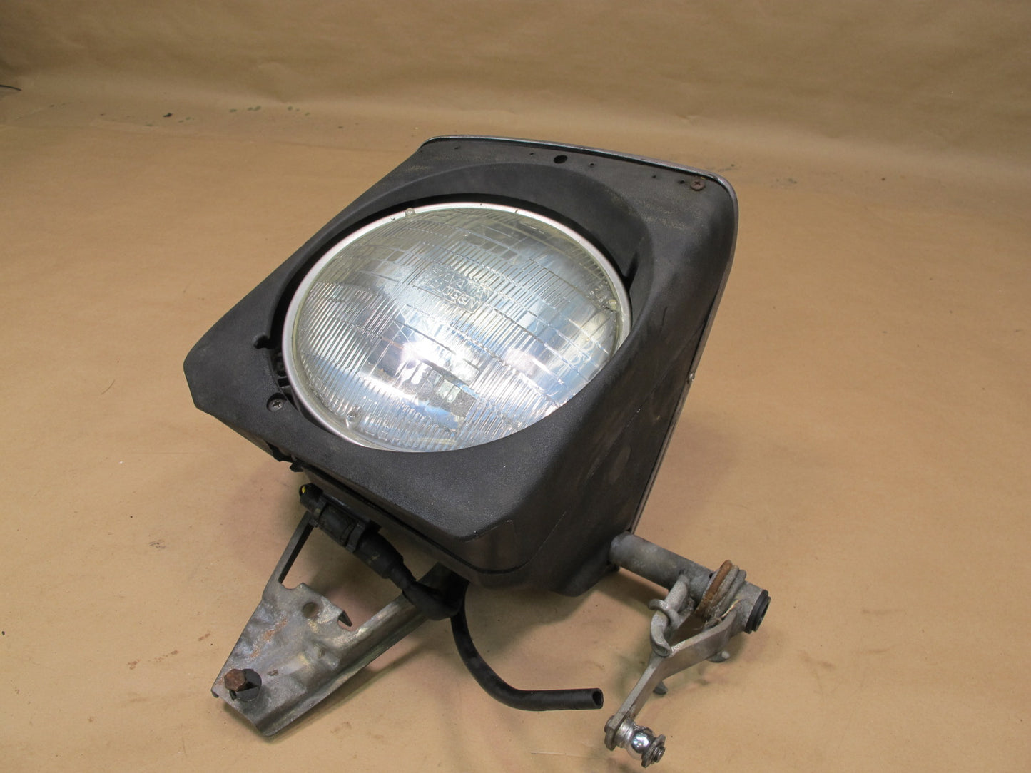 84-91 Porsche 944 Front Right Passenger Side Headlight Lamp Assembly OEM