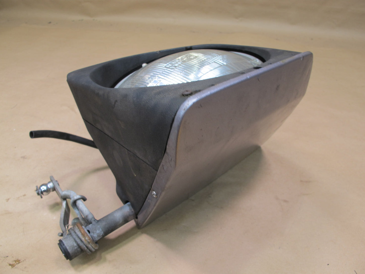 84-91 Porsche 944 Front Right Passenger Side Headlight Lamp Assembly OEM