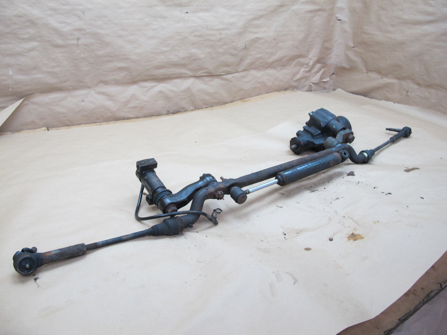 2003-2007 Hummer H2 4WD 6.0L Steering Gear Rack & Pinion Assembly