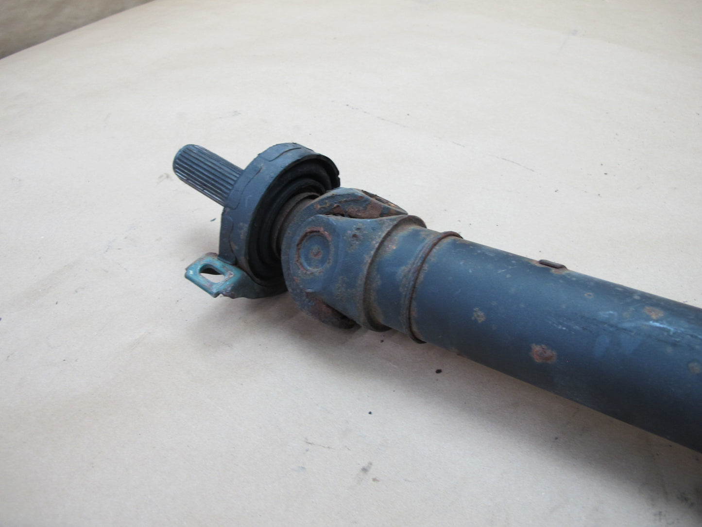 86-91 Mercedes W126 560SEL A/T Rear Drive Shaft Driveshaft OEM