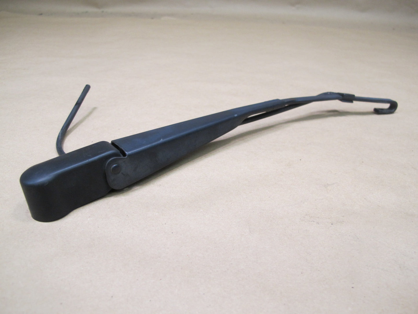 2003-2009 Hummer H2 Rear Trunk Lid  Tailgate Liftgate Wiper Arm