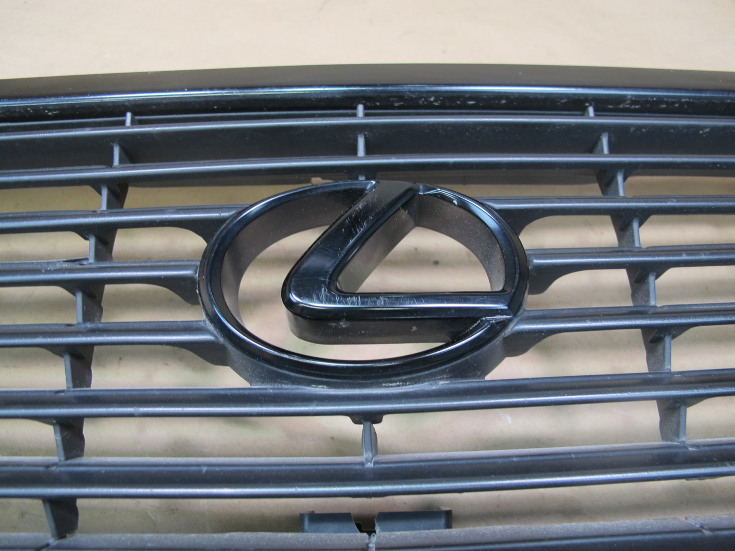 98-00 Lexus UCF20L LS400 Front Hood Radiator Upper Grille OEM