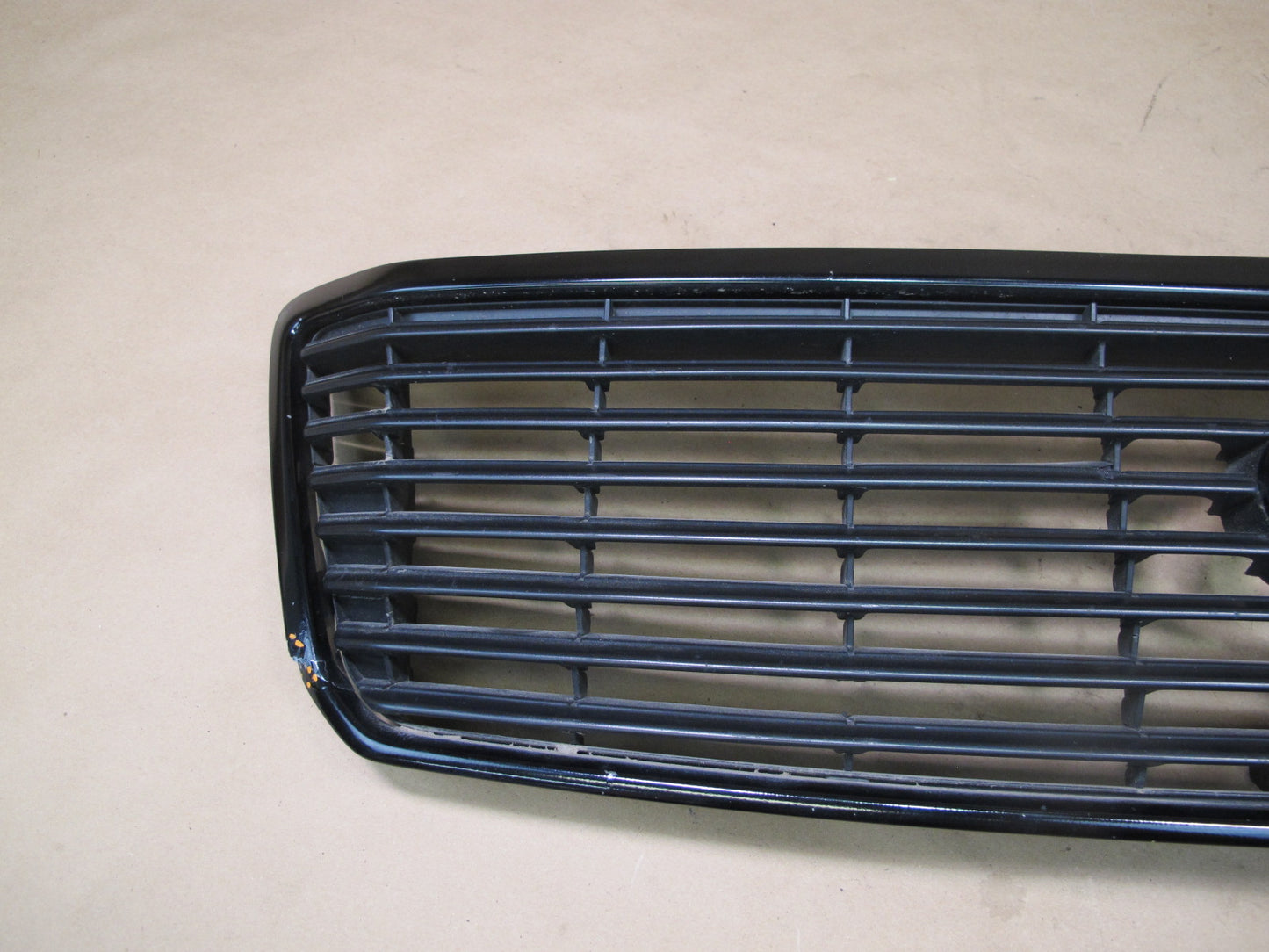 98-00 Lexus UCF20L LS400 Front Hood Radiator Upper Grille OEM