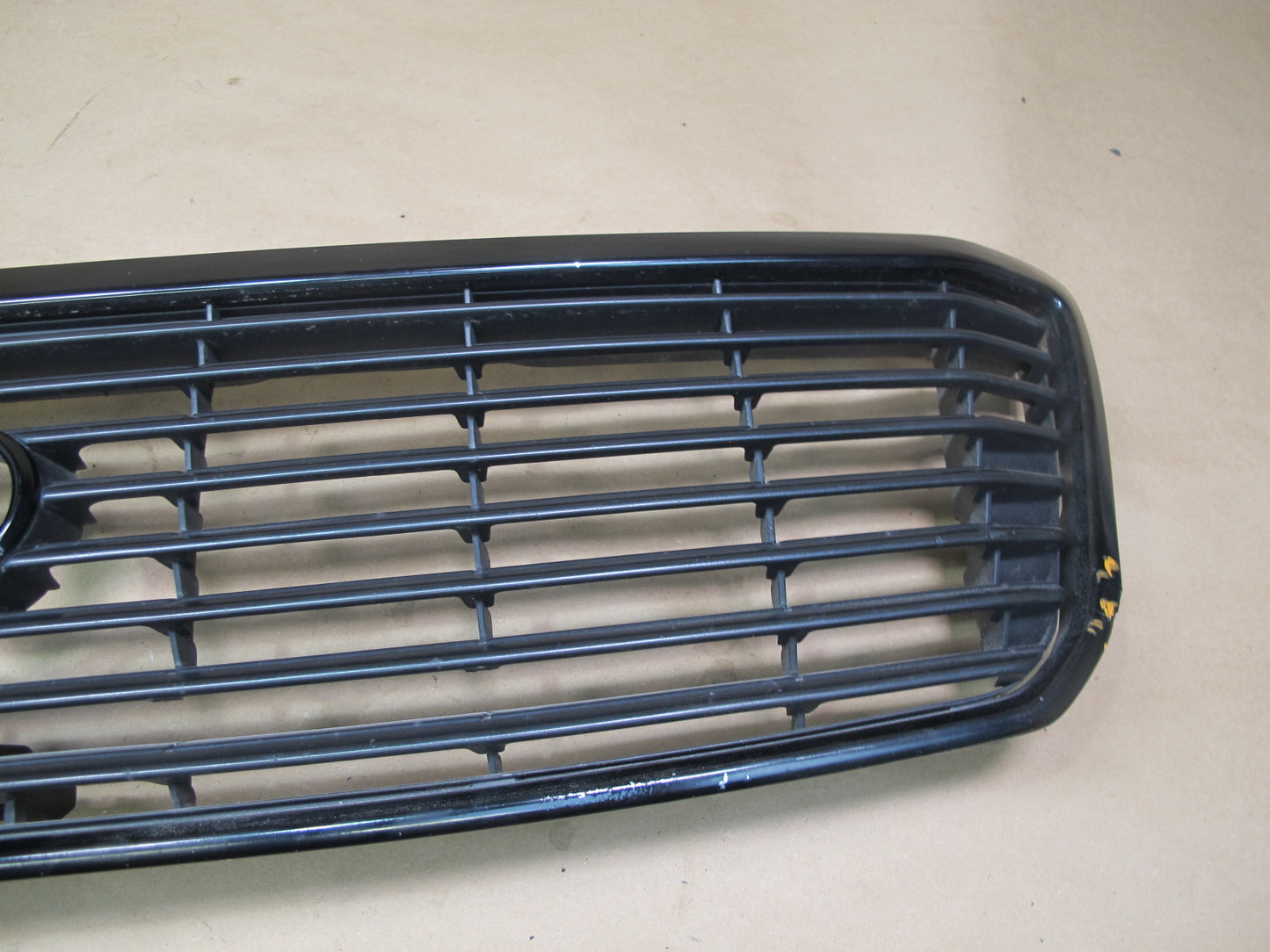 98-00 Lexus UCF20L LS400 Front Hood Radiator Upper Grille OEM