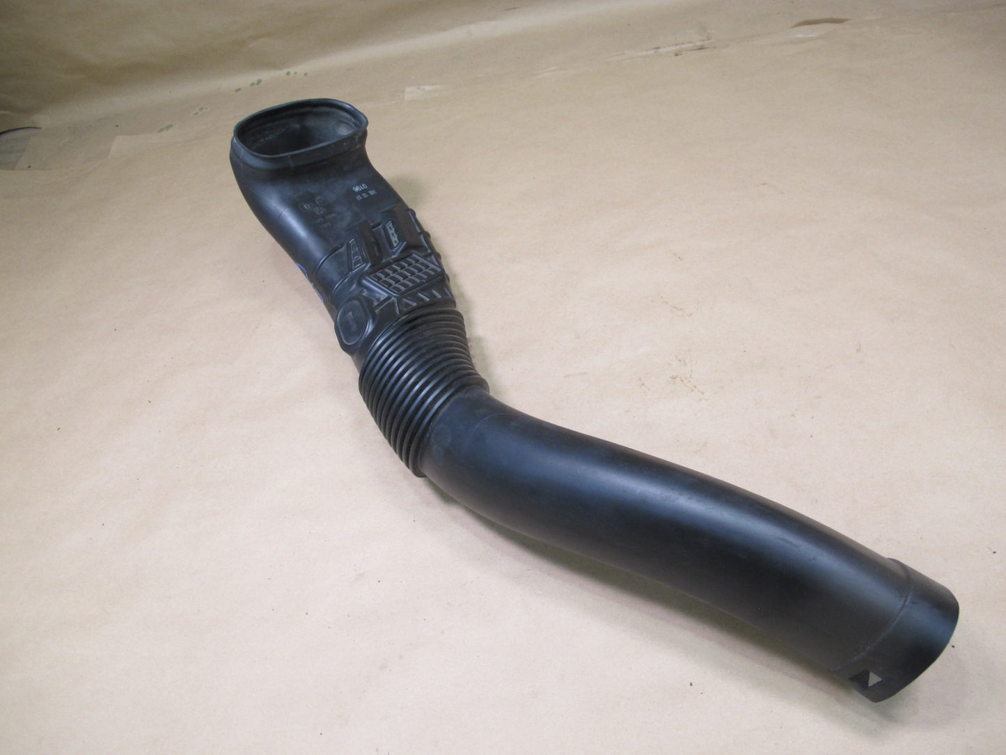 08-14 BMW E71 E72 X6 E70 X5 N63 Engine Air Intake Hose Tube Duct Left Right Side