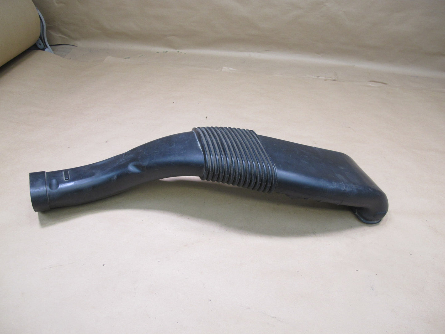 08-14 BMW E71 E72 X6 E70 X5 N63 Engine Air Intake Hose Tube Duct Left Right Side