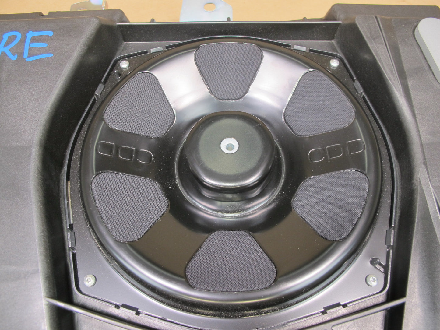 12-15 Range Rover Evoque L538 Audio Subwoofer Speaker OEM