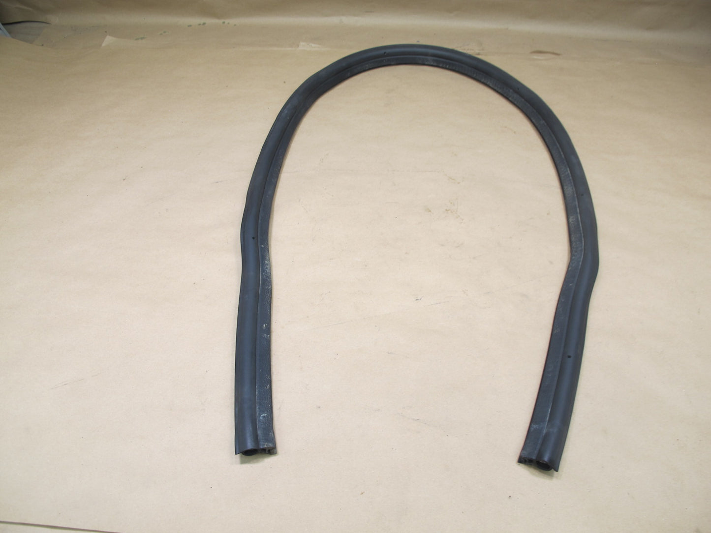 2003-2009 Hummer H2 Front Forward Rearward Hood Bonnet Weatherstrip Seal Set