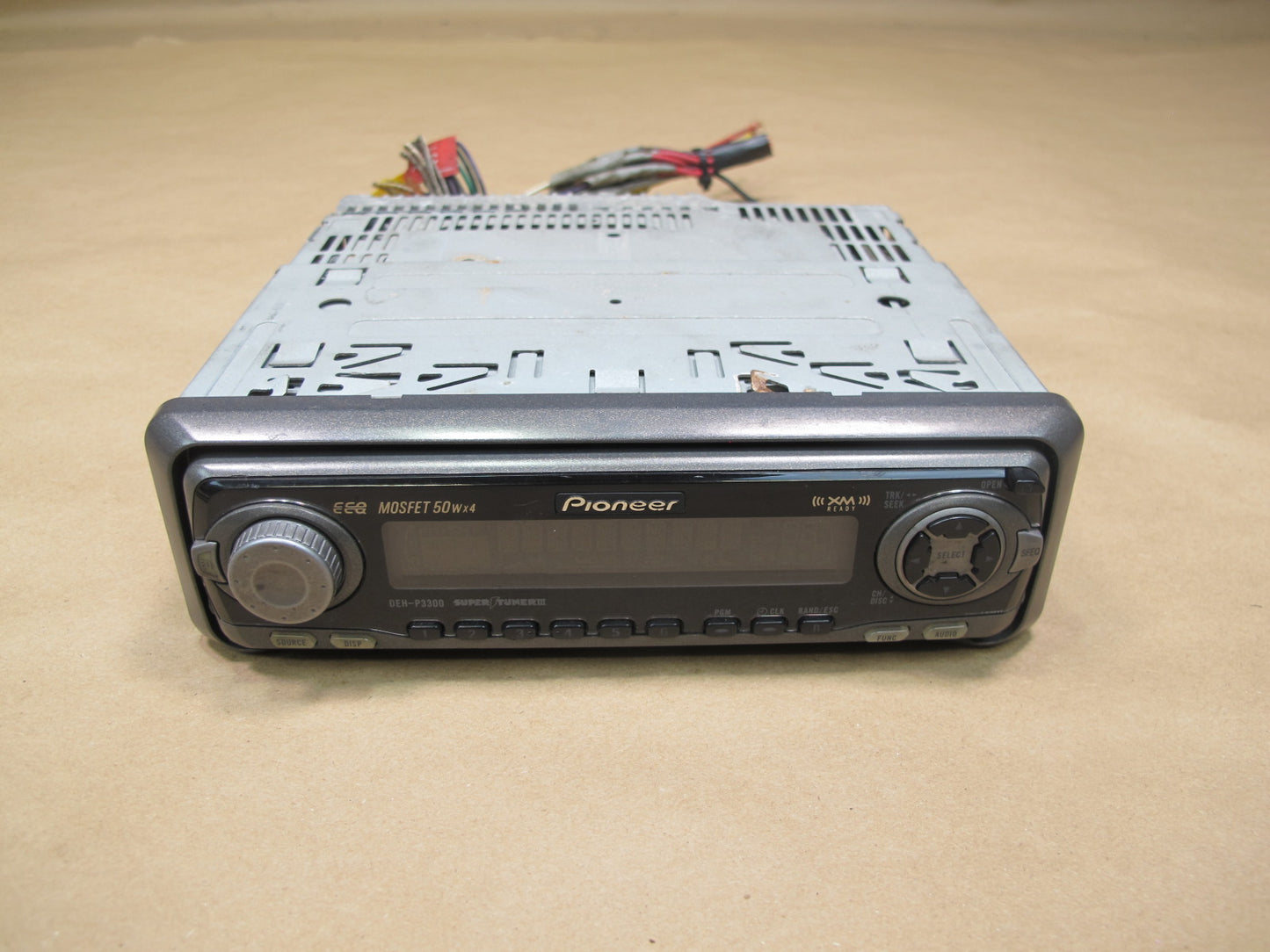 Pioneer DEH-P3300 CD Player Receiver