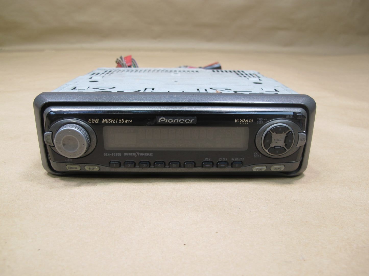 Pioneer DEH-P3300 CD Player Receiver
