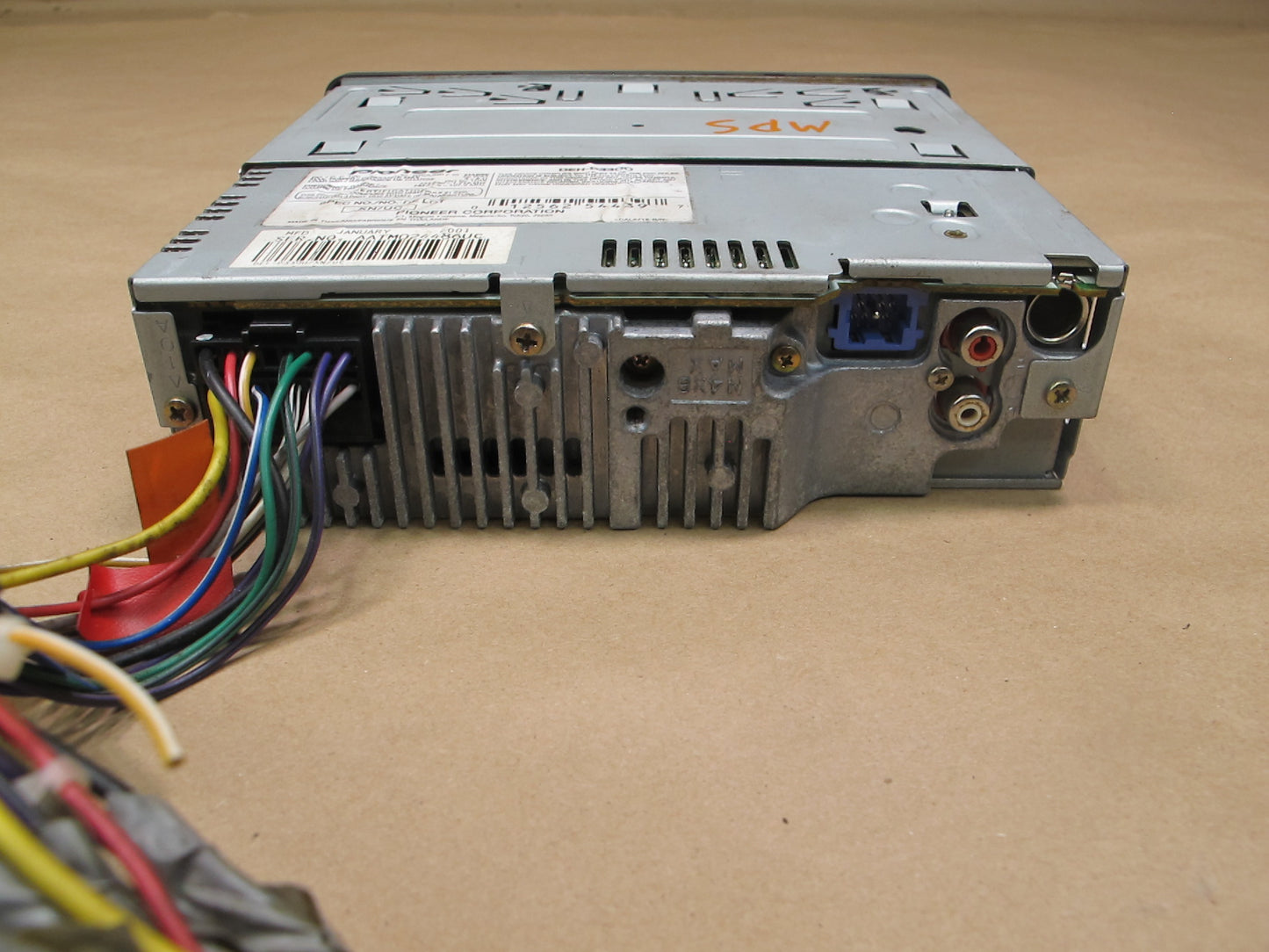 Pioneer DEH-P3300 CD Player Receiver