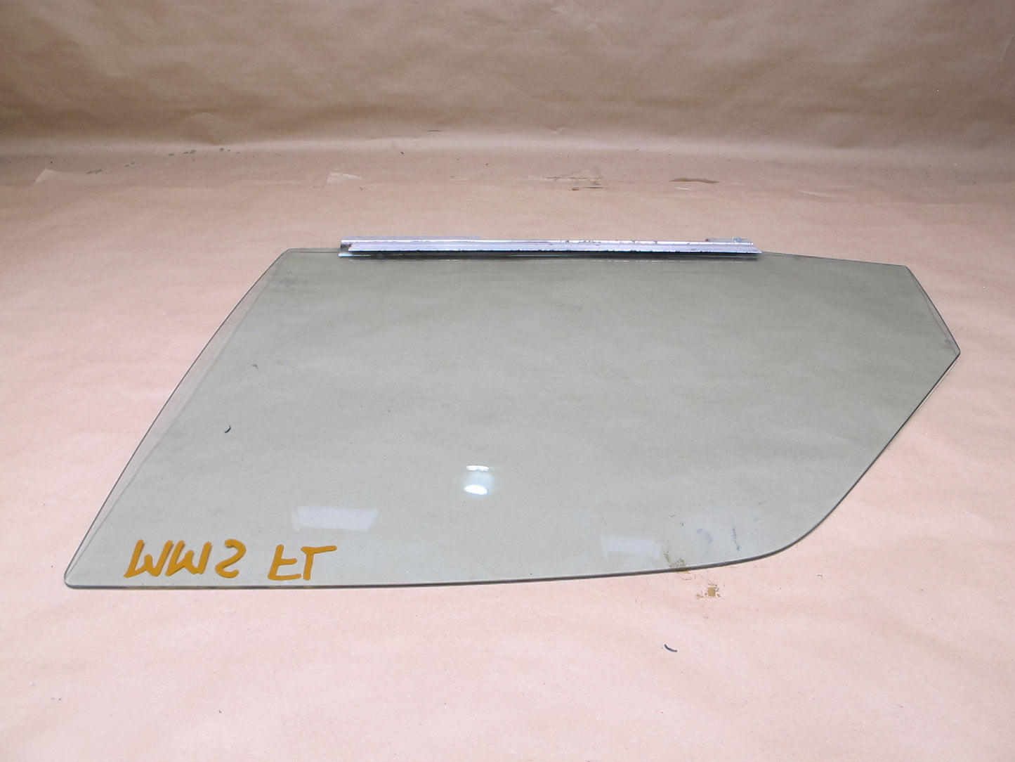 86-91 Mercedes W126 Front Left Door Glass Window OEM