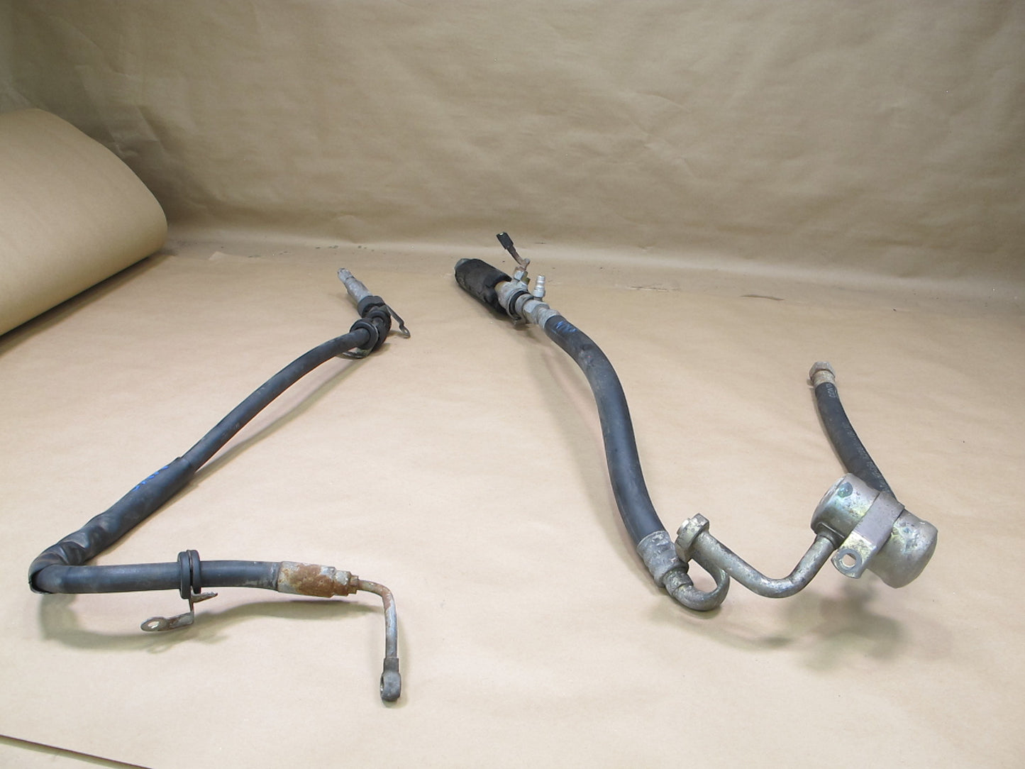 86-91 Mercedes W126 560SEL Set  of 2 A/C Air Condition Hose Pipe Line OEM