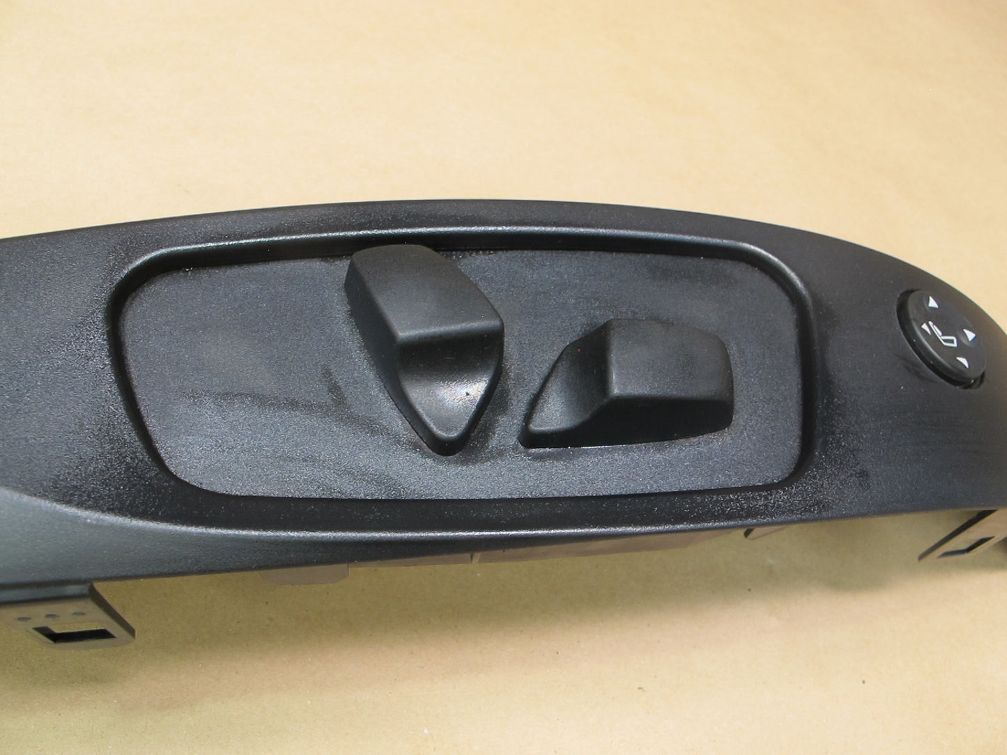 07-13 BMW E92 Coupe Front Right Seat Lumbar Adjustment Switch Trim Set OEM