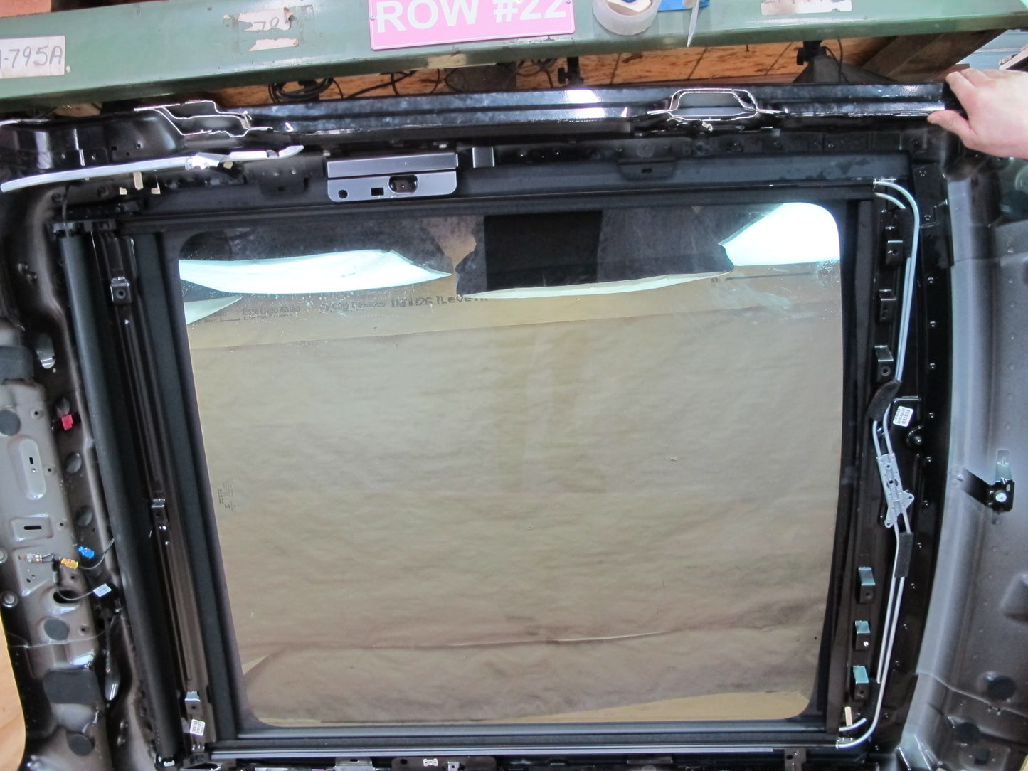 12-19 Range Rover Evoque L538 Panoramic Roof Glass Panel OEM