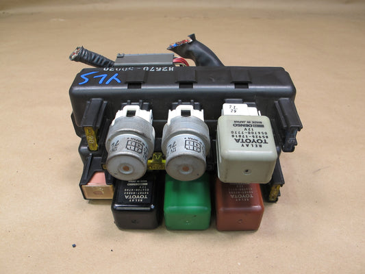 90-94 Lexus UCF10 LS400 Engine Bay Fuse Relay Box Module 82670-50020 OEM
