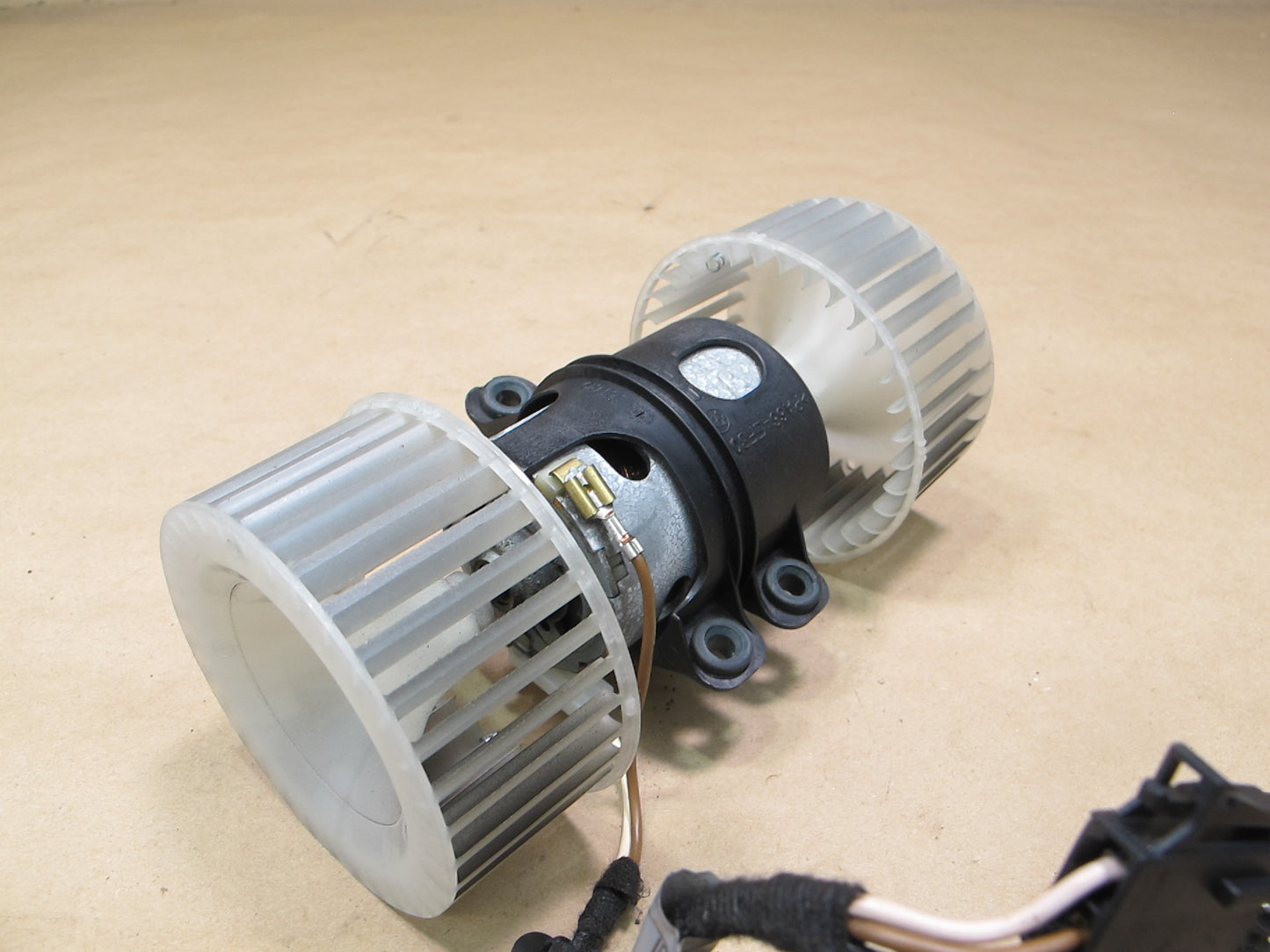 2008-2014 BMW E71 E72 X6 A/C Heater Blower Motor Fan