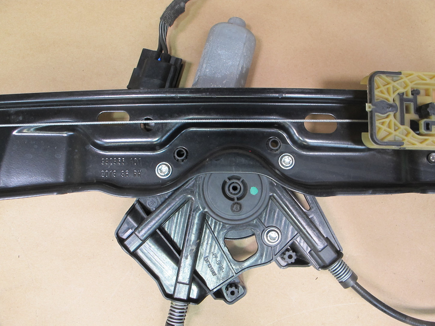 12-18 Range Rover Evoque L538 Front Right Door Window Regulator w Motor OEM