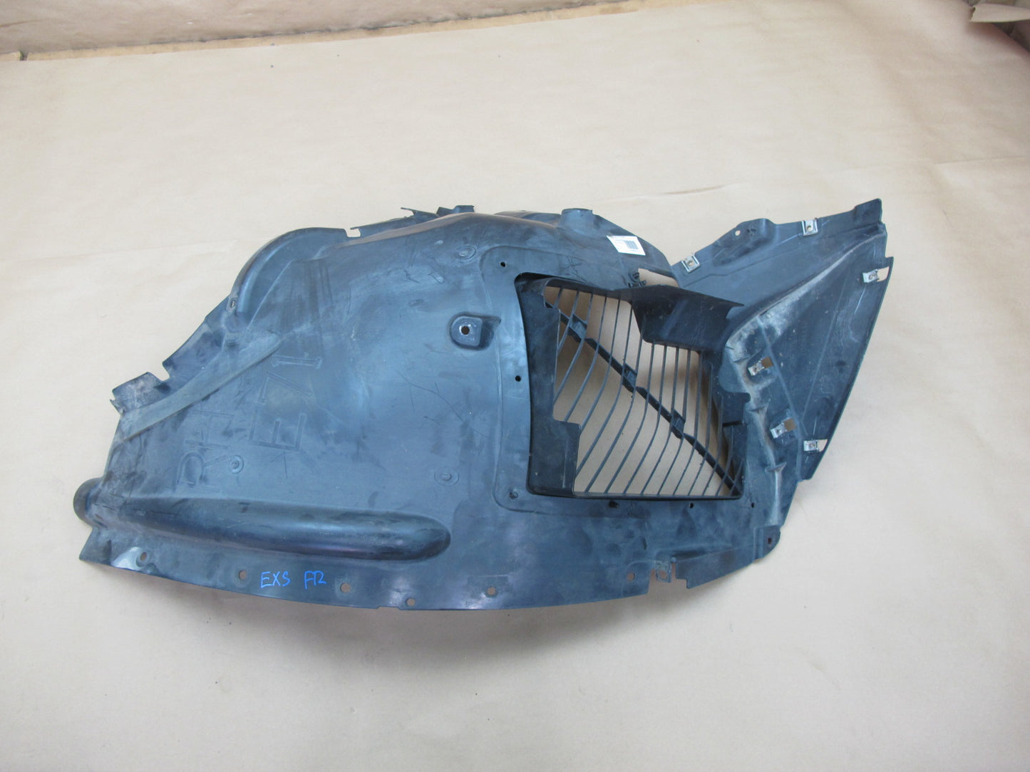 08-14 BMW E71 E72 X6 Front Right Side Splash Shield Fender Liner Wheel Arch