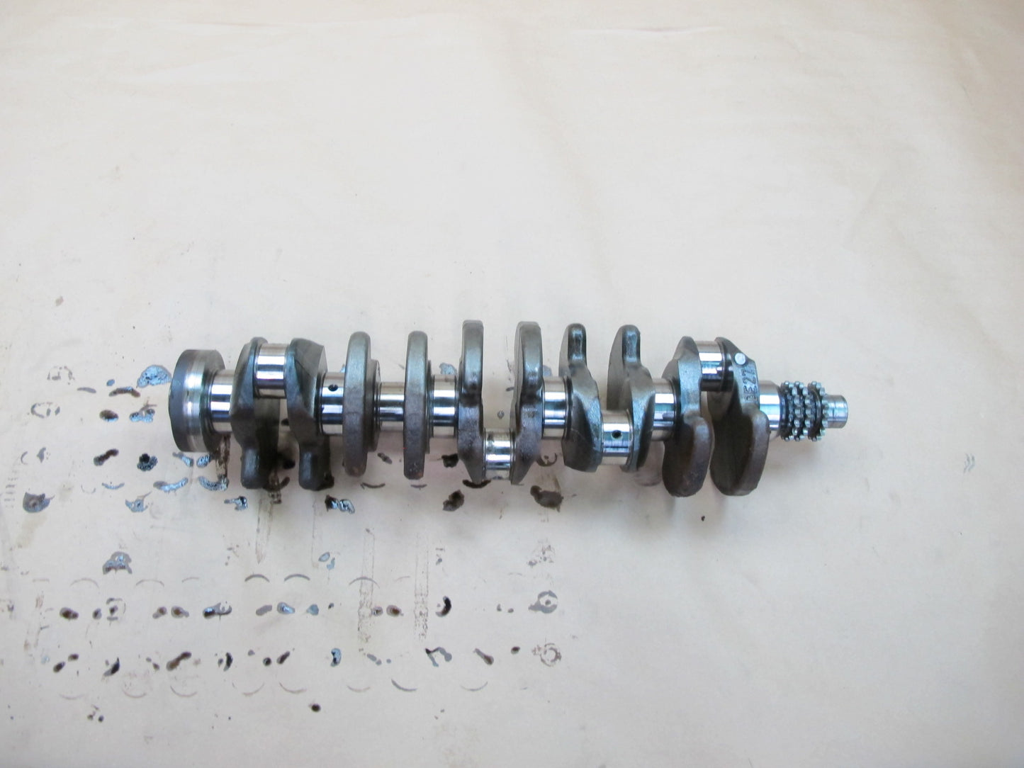 03-06 Dodge Sprinter 2.7L Diesel OM647LA Engine Crankshaft Unit 250k Miles OEM